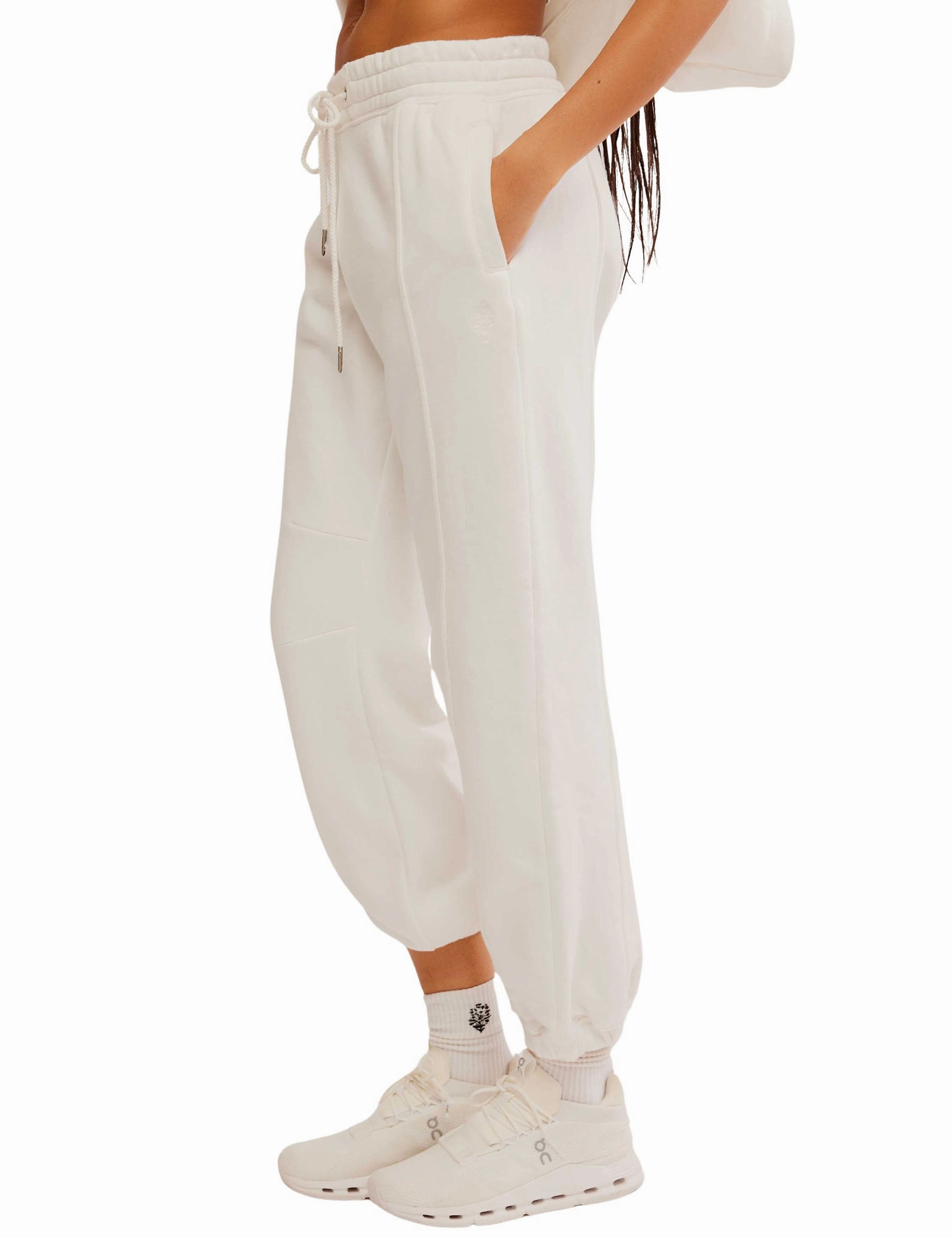 Sprint To The Finish Pants - Ivory Non Irritating Seams Non slip grip