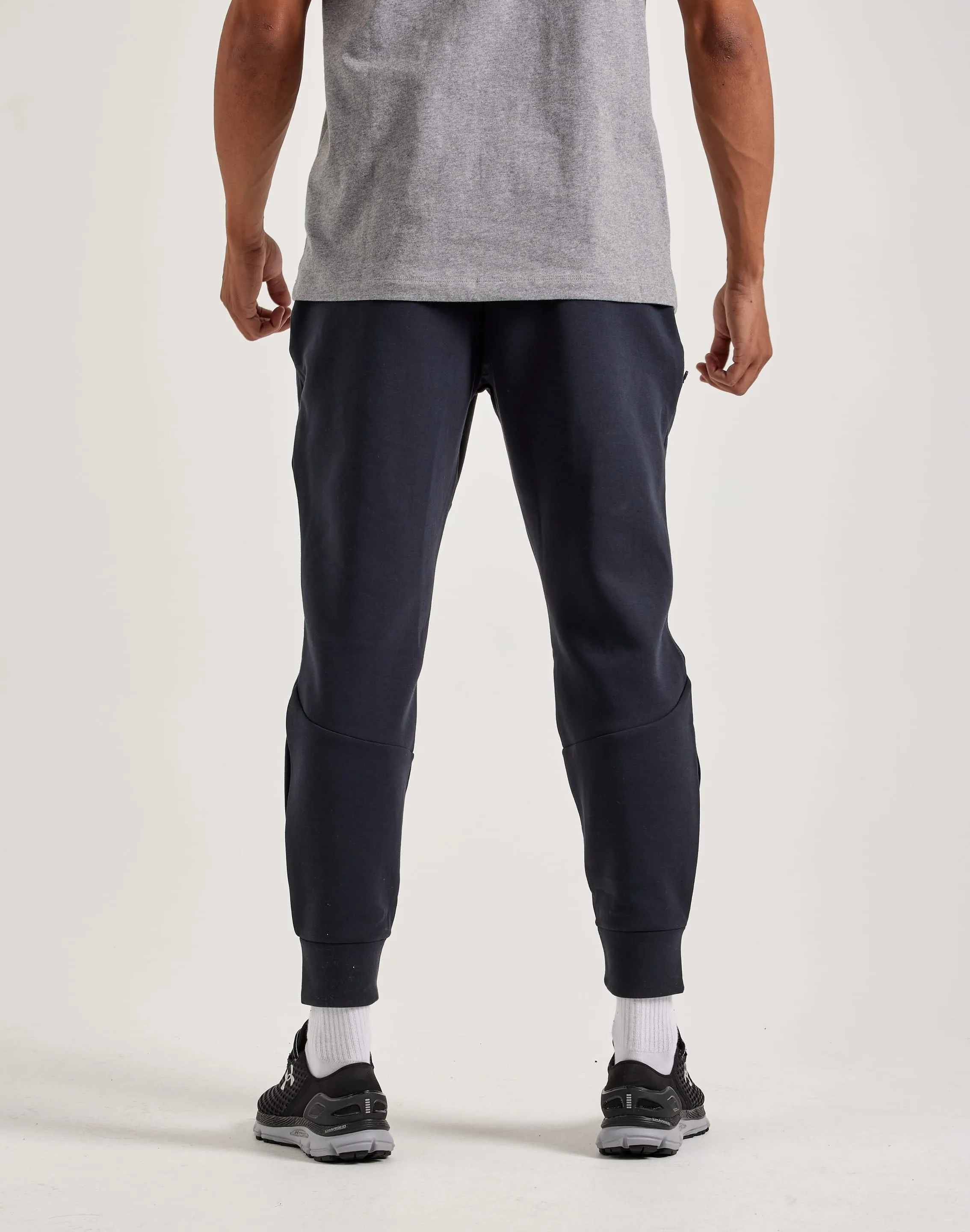 Flight Fit EcoFriendly Material Under Armour Unstoppable Fleece Joggers