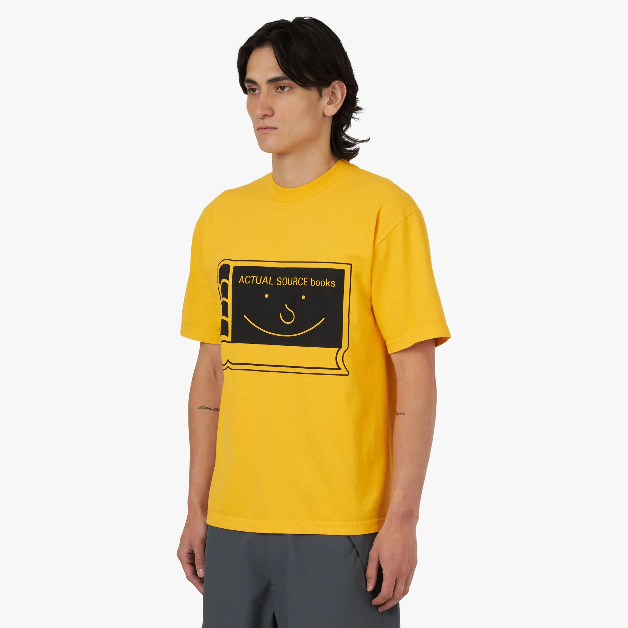 Seasonal Fashion camping event Actual Source Happy Book T-shirt / Yellow
