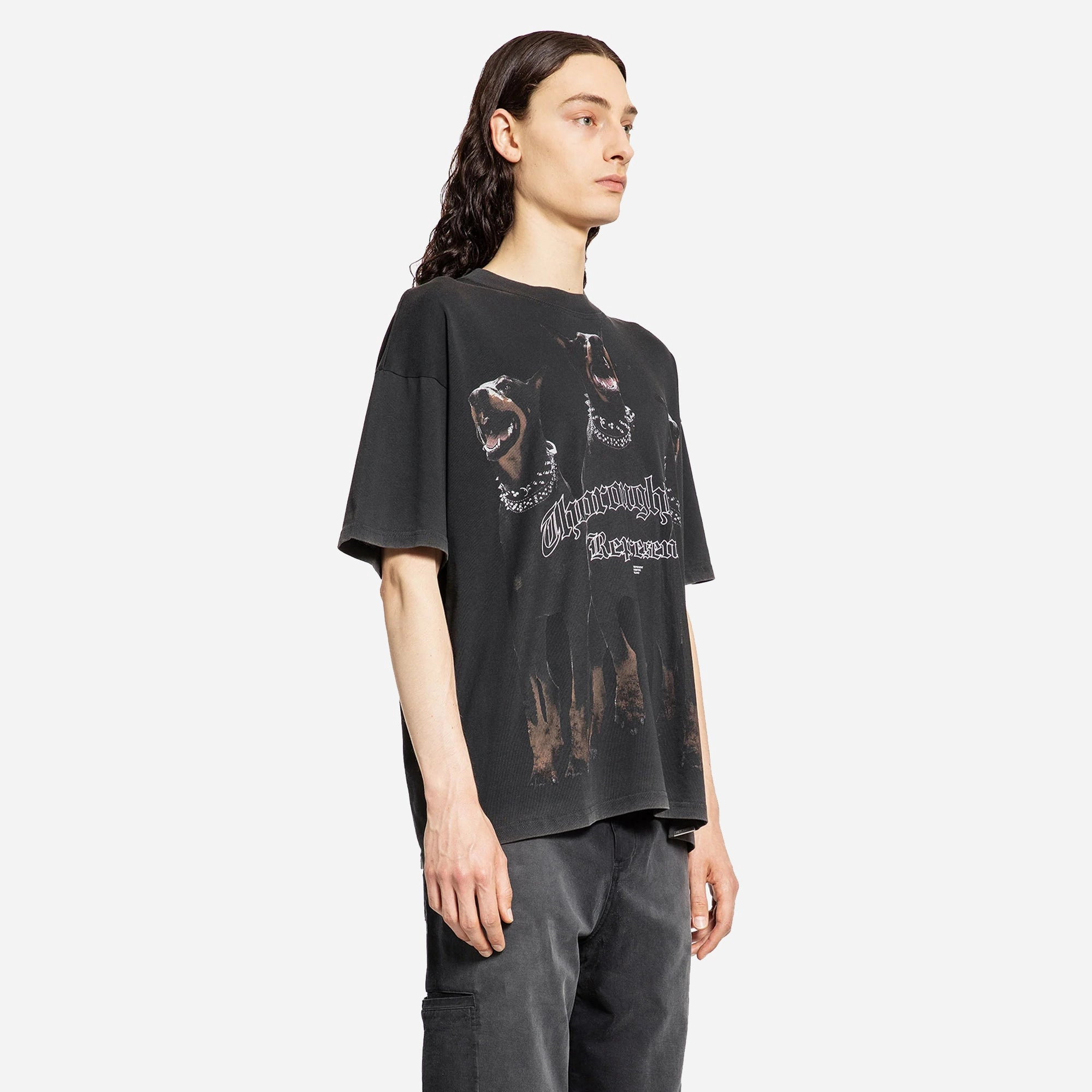 Breathable Lamination Cozy Vibe REPRESENT | THOROUGHBRED T-SHIRT { VINTAGE BLACK