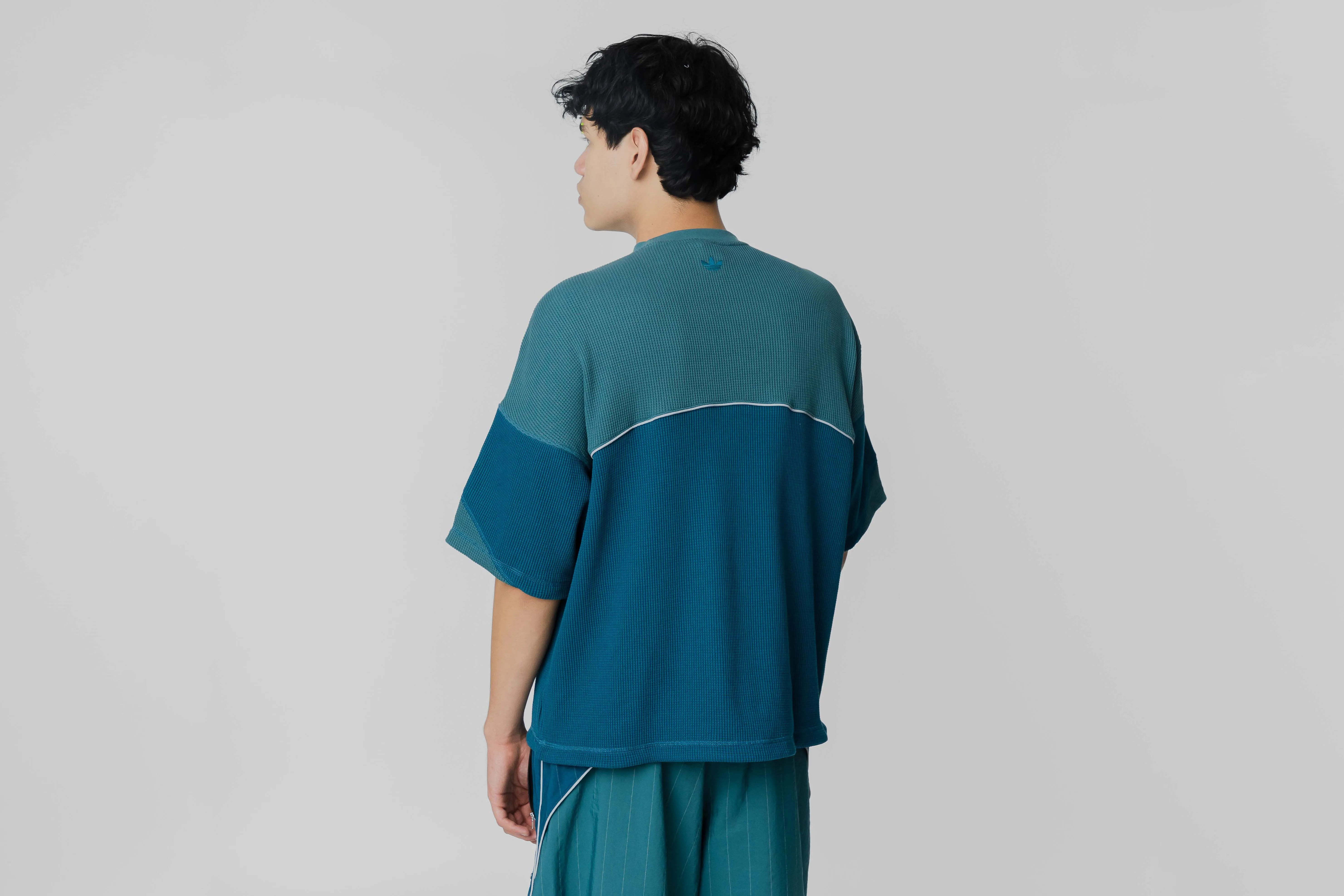 adidas Originals x OG L.A. Relaxed SS Tee TaglessNecklineComfort