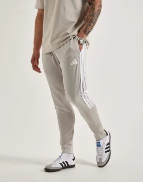 Flash Look Adidas Tiro Pants