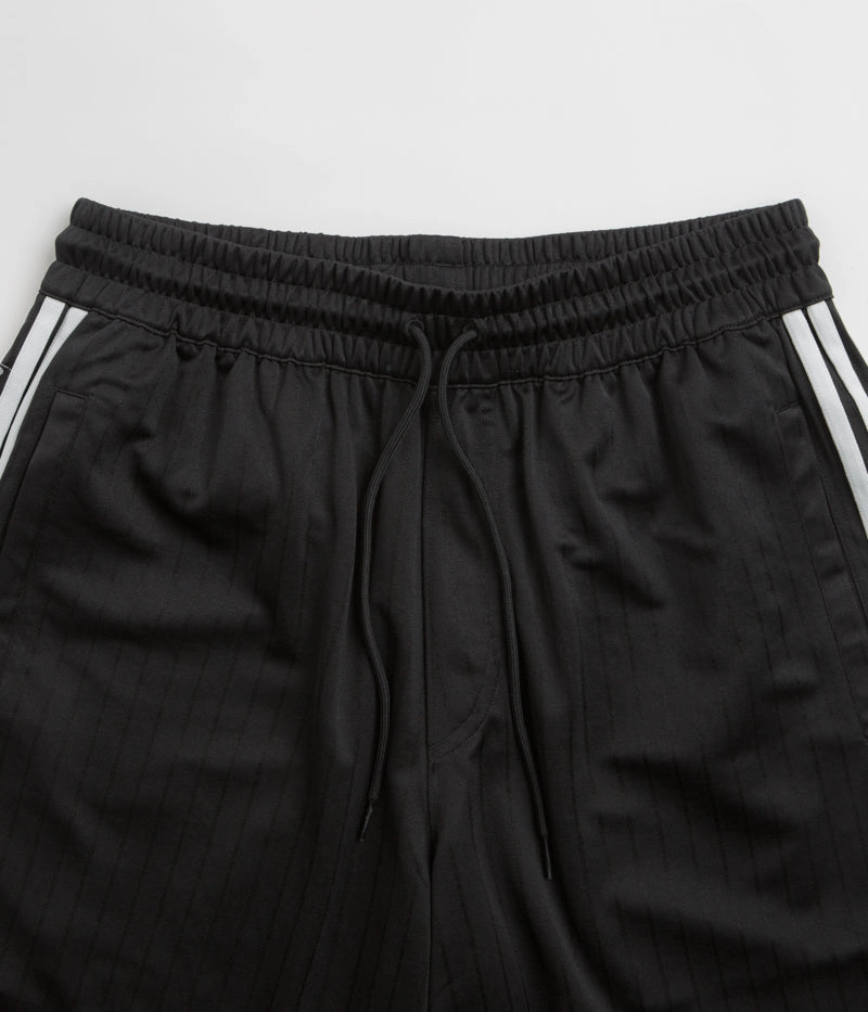 Adidas Classic Shorts - Black / White yoga clothing Minimal Fit
