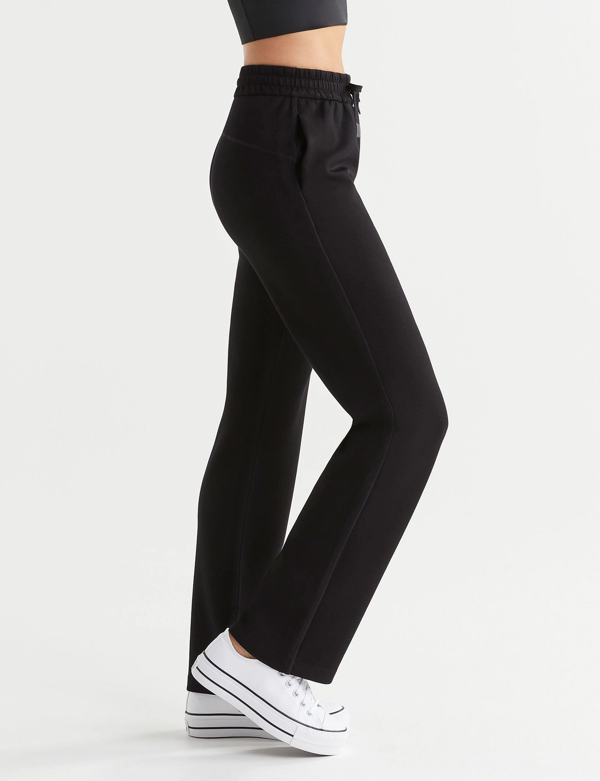 Quick AccessPockets Soft Touch Interior Finish Aimie Relaxed Fit Jogger - Black