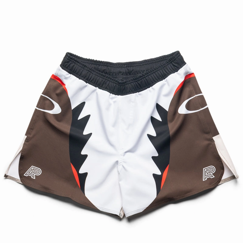 Albino & Preto x Oakley Short - White/Dark Olive Yoga wear date night look