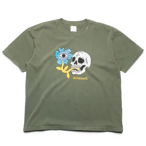 Arctic region tent venue Alchemist Floral Skull Tee - Defender Green