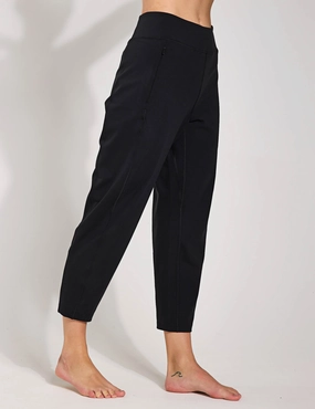 Tagless Comfort Design All Me Yoga Joggers - Black