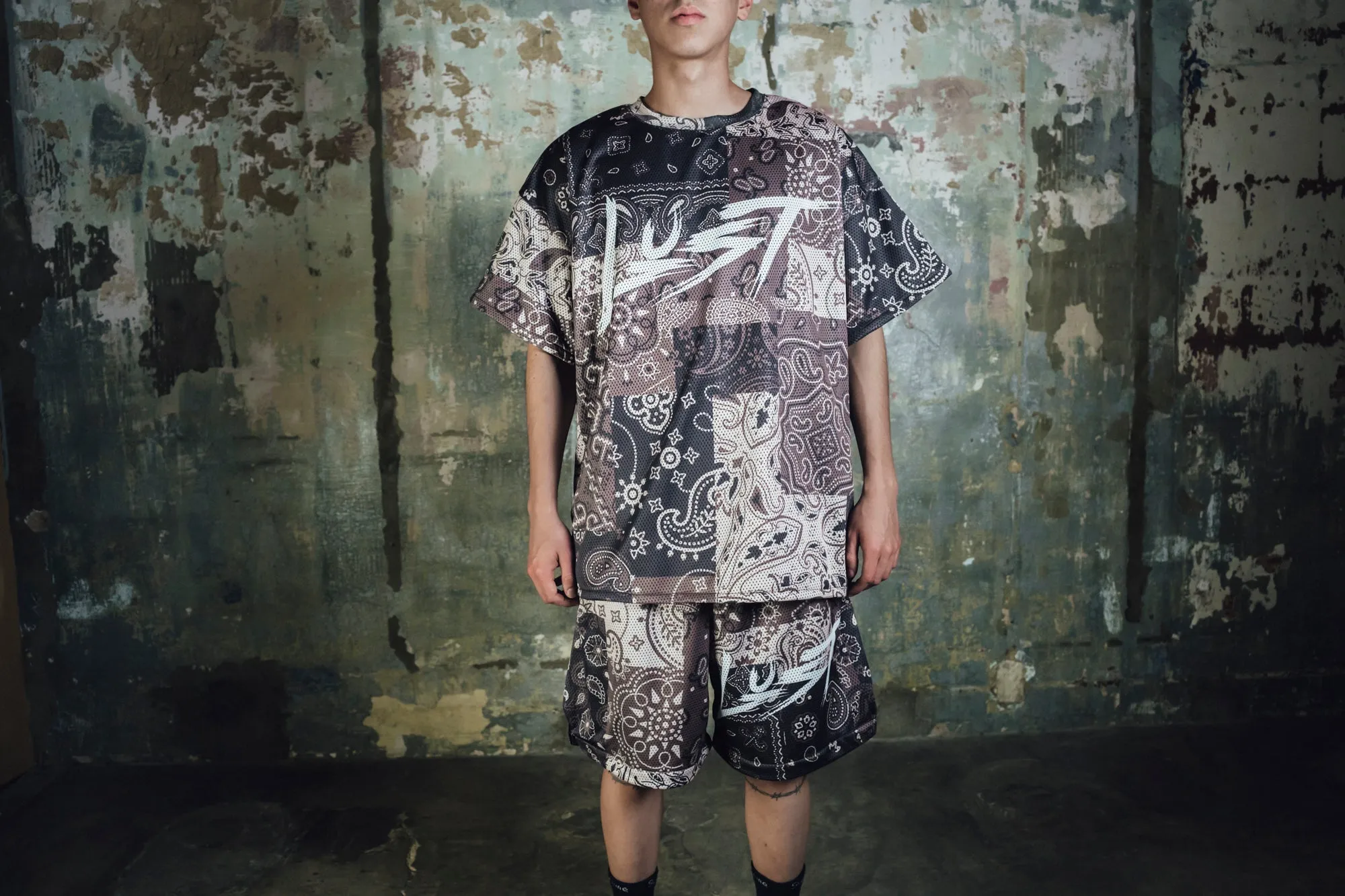 Microfiber Technology Lust Bandan Tee