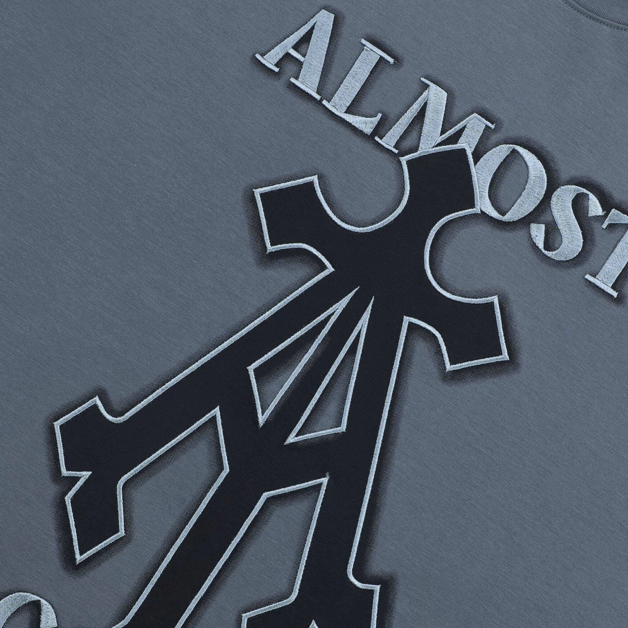 ALMOST GODS | ALPHA CROSS SPRAY PAINT TEE { GREY AntiStatic Cloth Story Mood