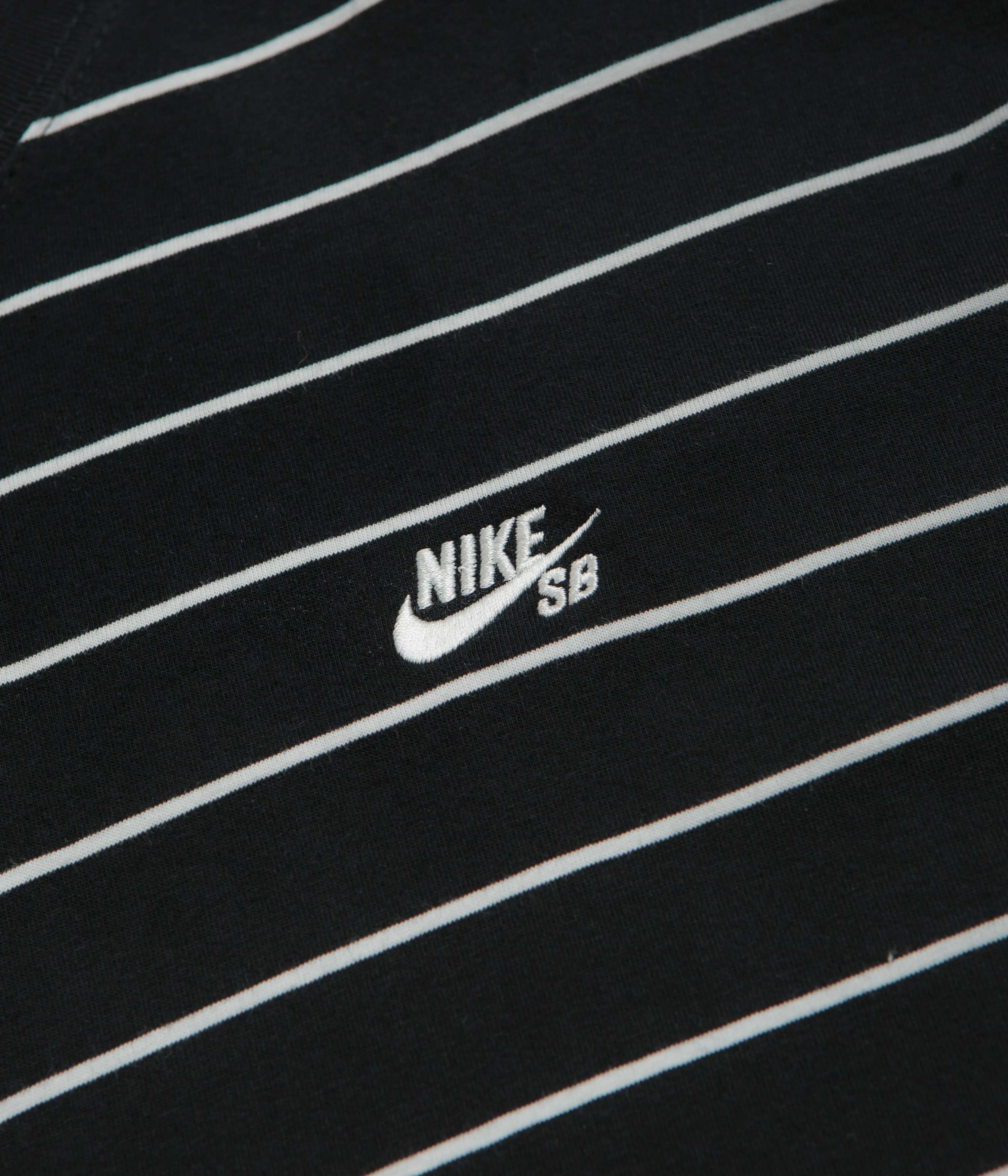 Nike SB Stripe T-Shirt - Black Beach house