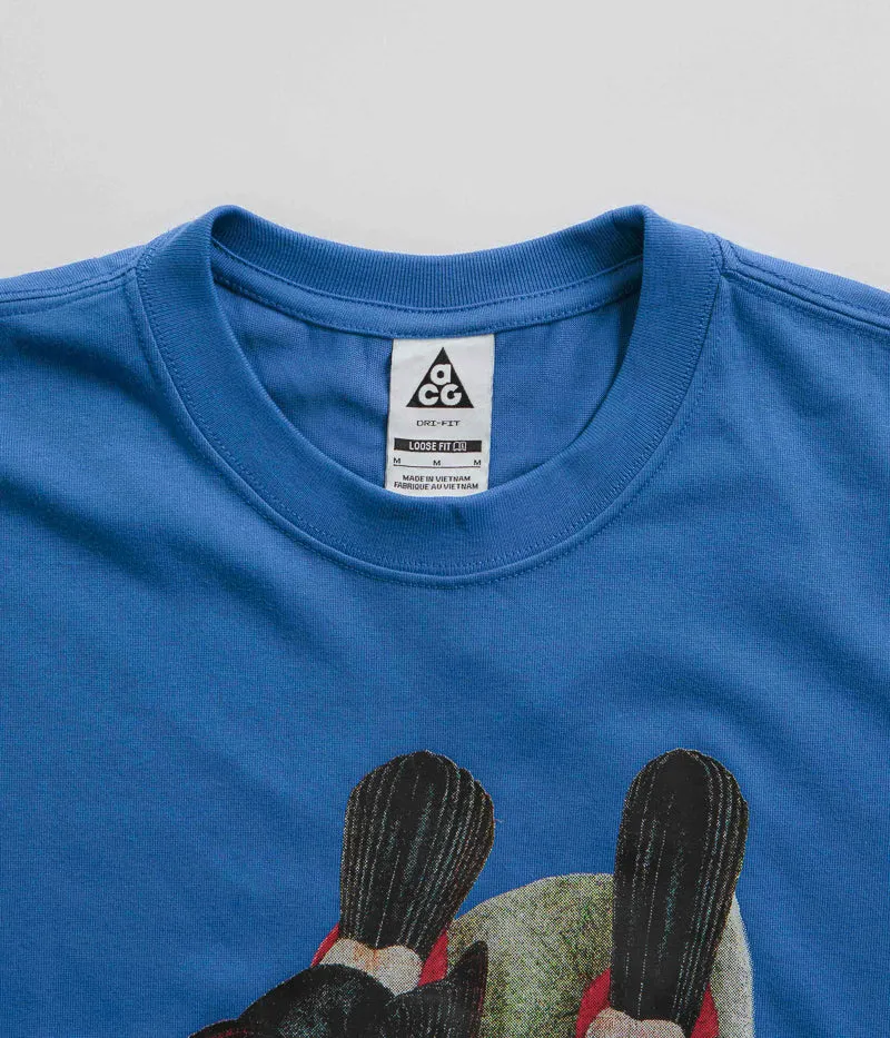 Camping site library Nike ACG Toucan T-Shirt - Game Royal