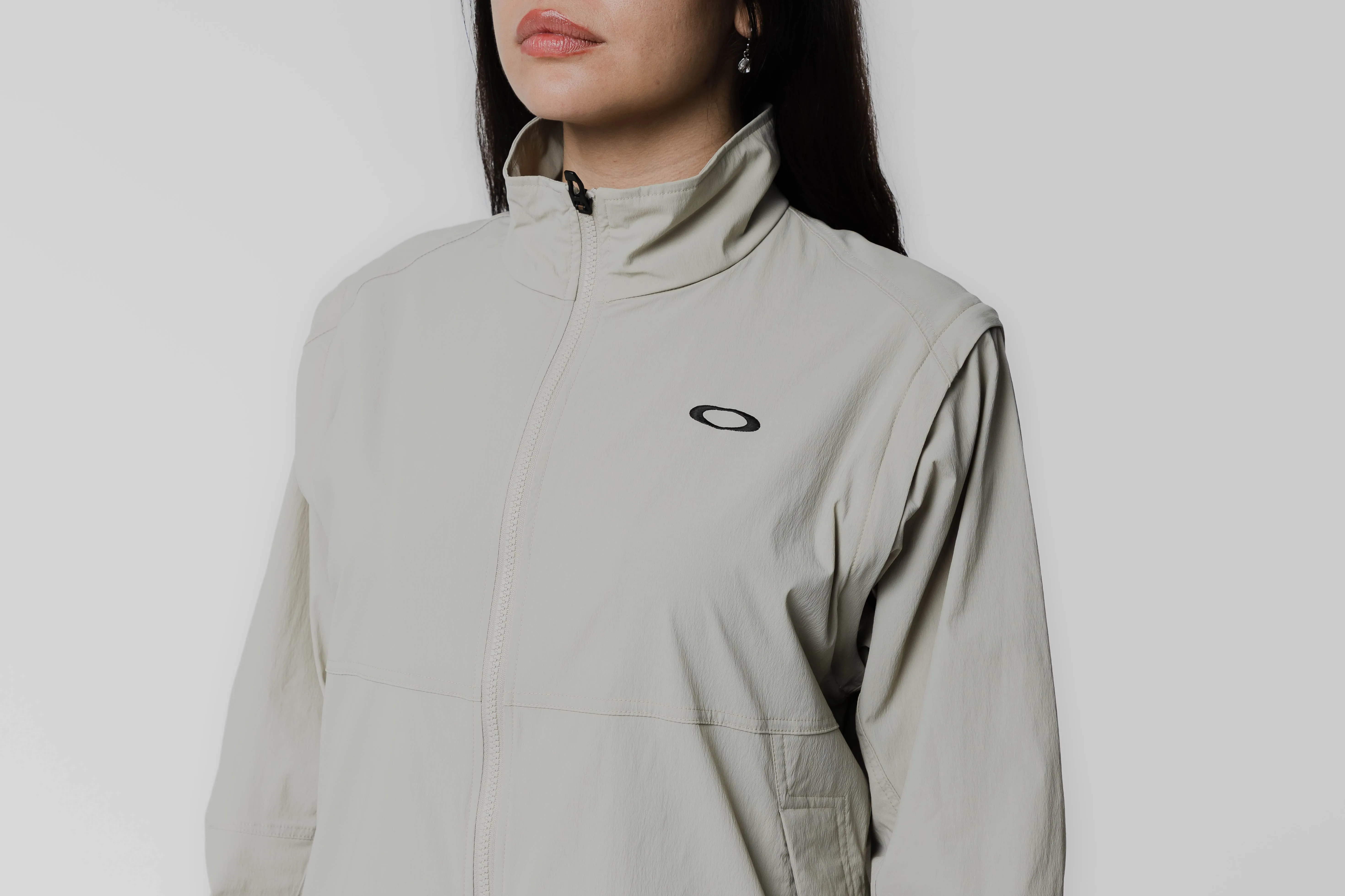 Oakley Tactful Wind Jacket 6.0 Reflective details