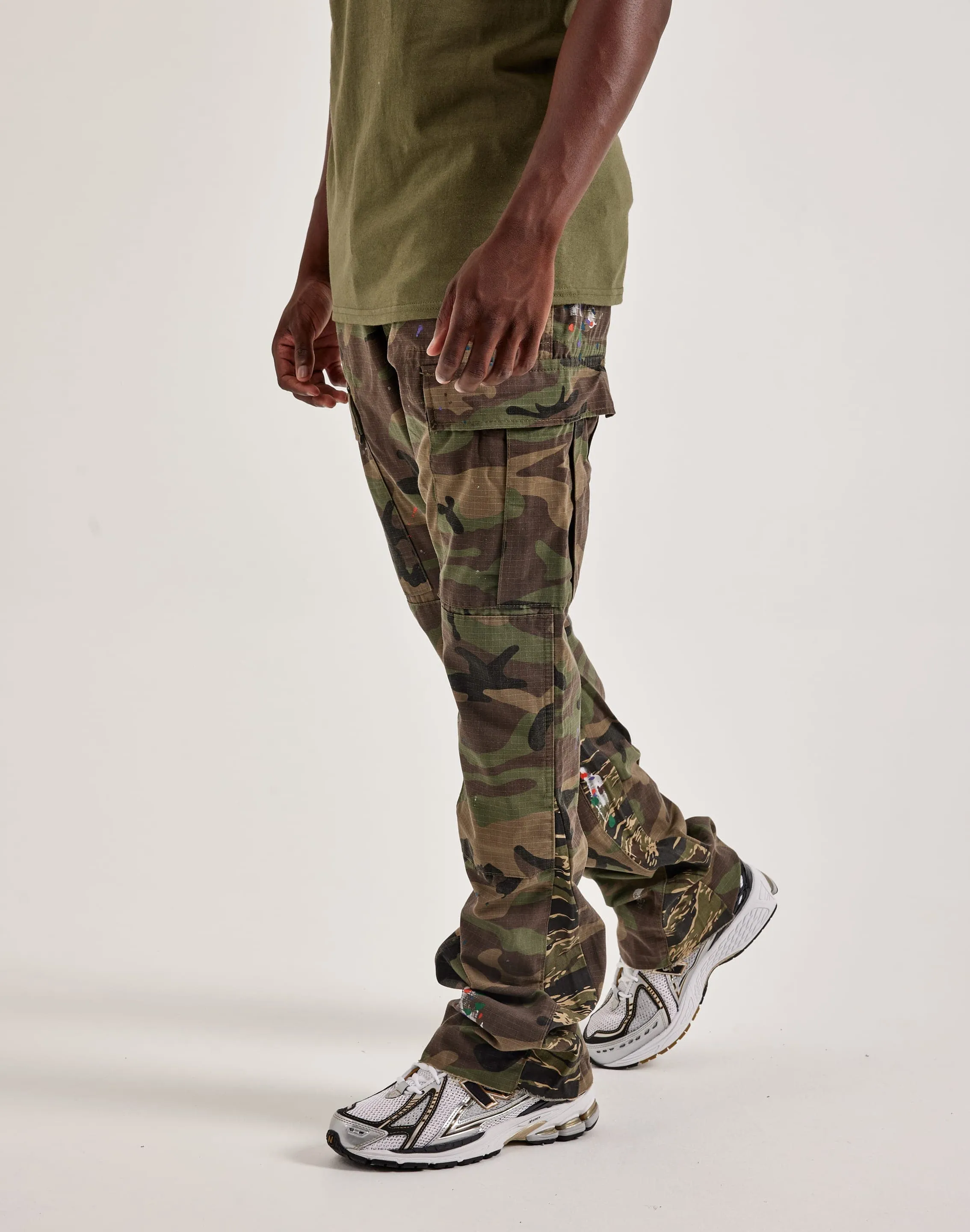 FrictionReducing Lining MNML Contrast Bootcut Cargo Pants