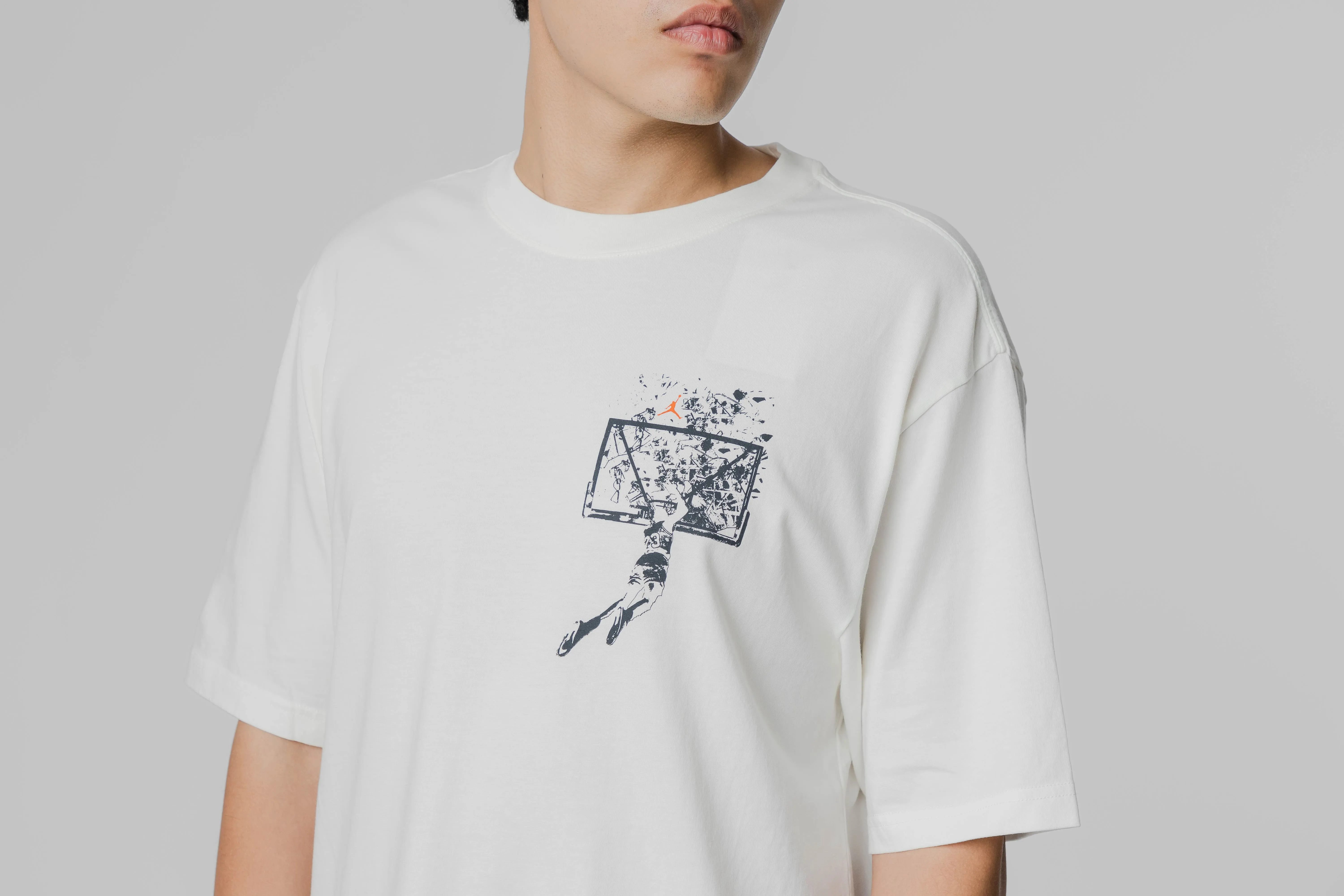 Double Stitched Hems Jordan Brooklyn Shattered Backboard Oversized Tee