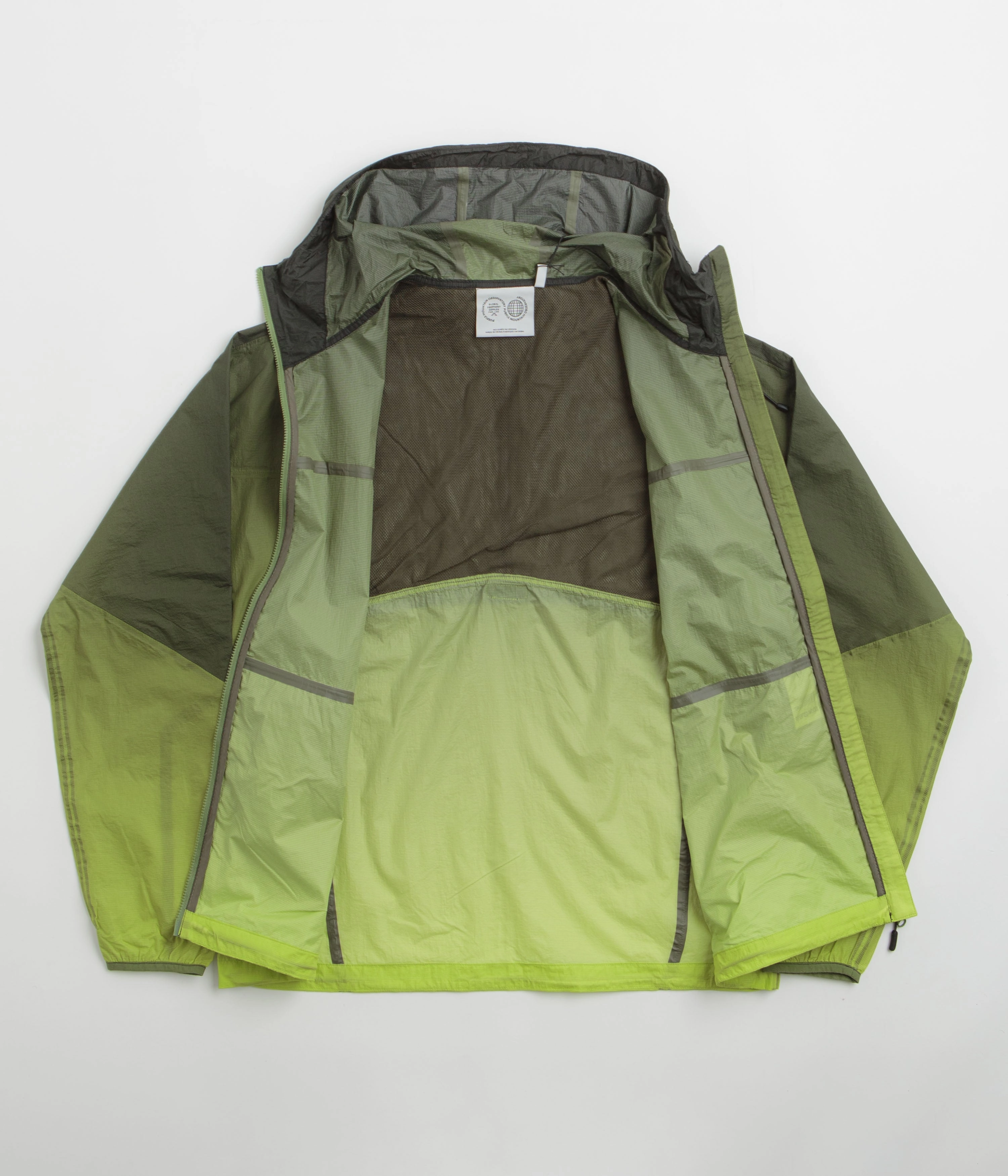 Evaluation Purple Mountain Observatory Ombre Print Breeze Jacket - Lime / Black