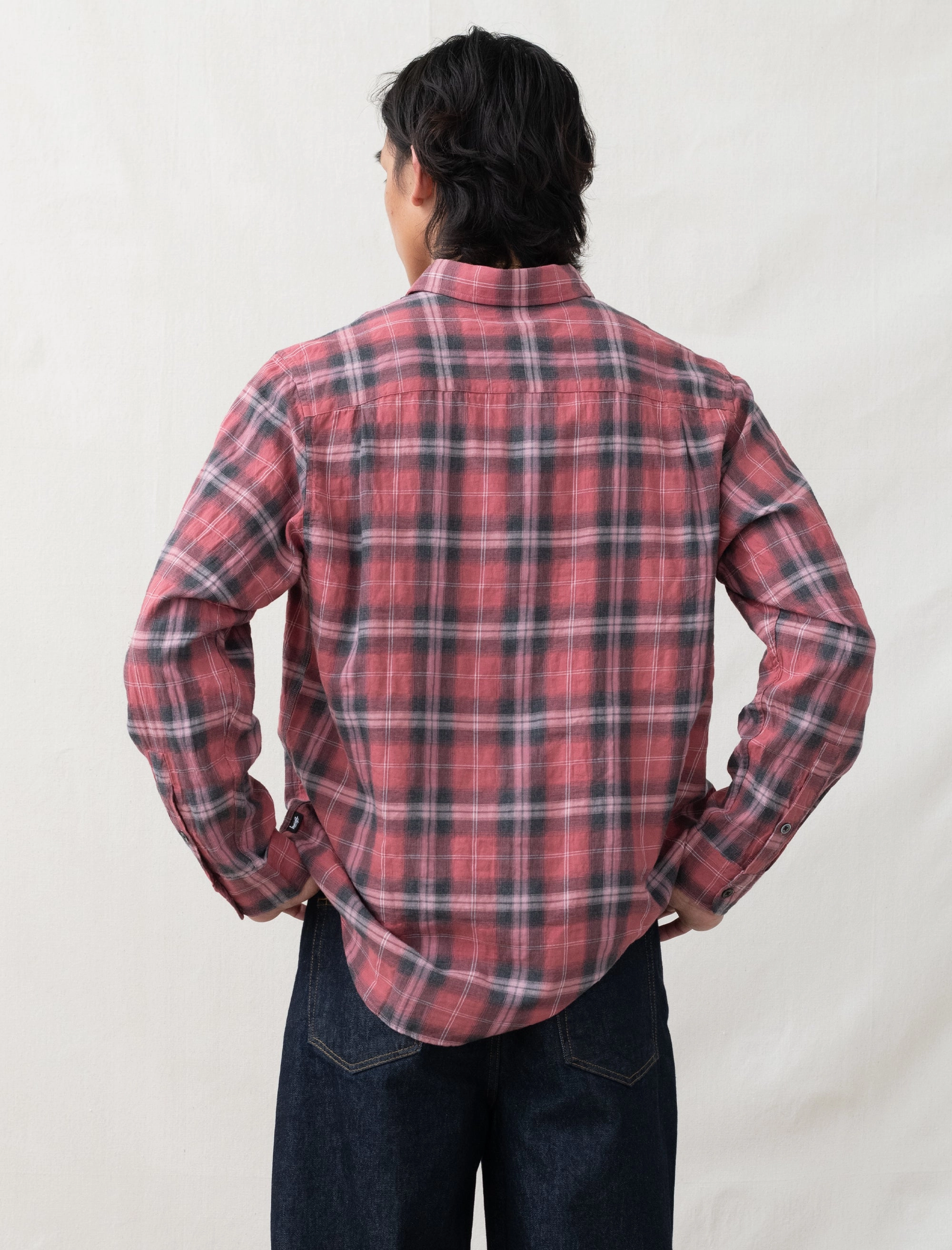 Layered Neckline Details Beach Plaid Shirt (Red)
