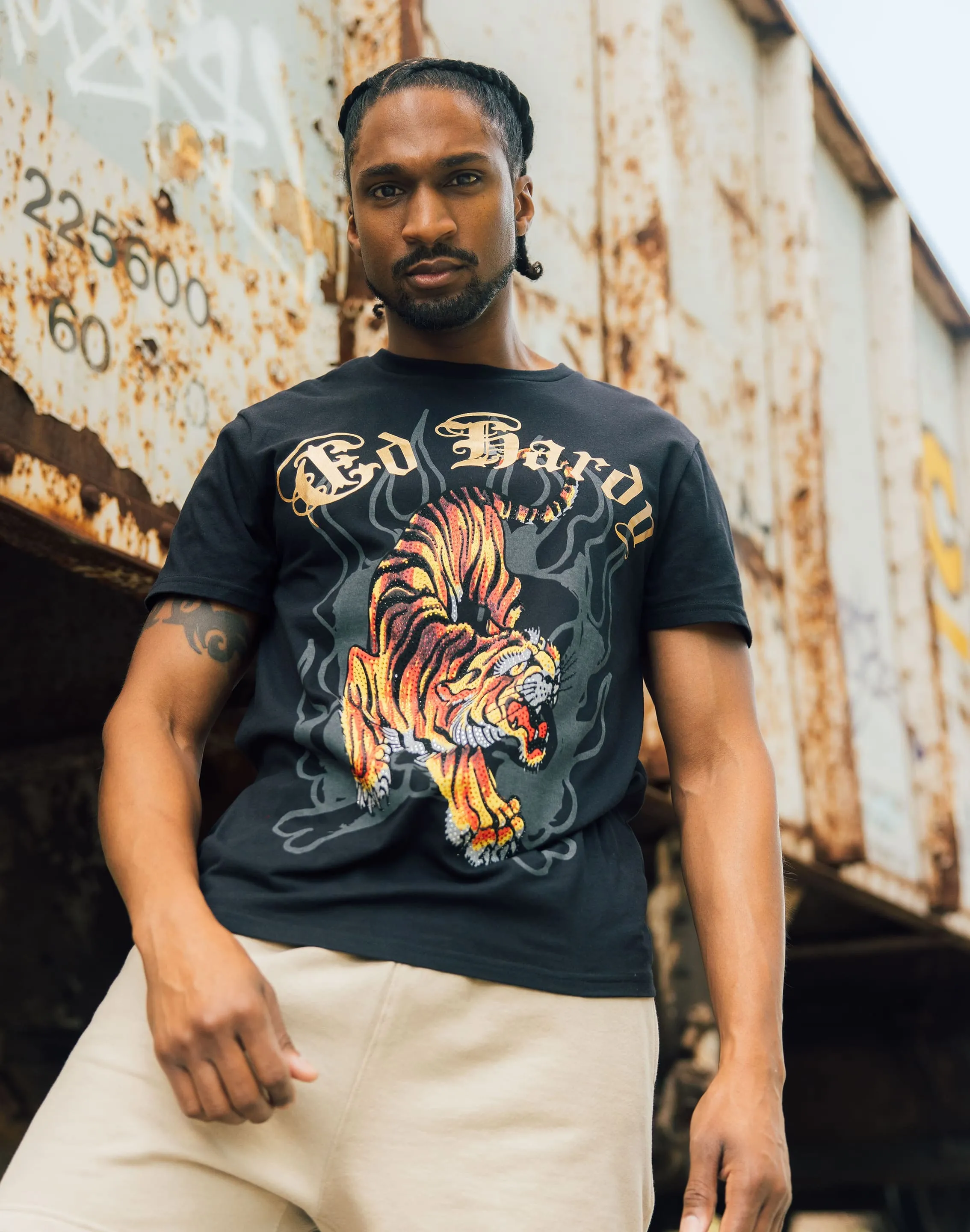 Ed Hardy Crawling Tiger Rhinestone Tee ChafeResistant Seams