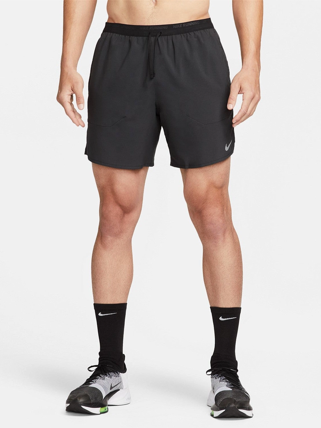 Classic Vibe Double Needle Stitching Flex Stride 13cm Running Shorts
