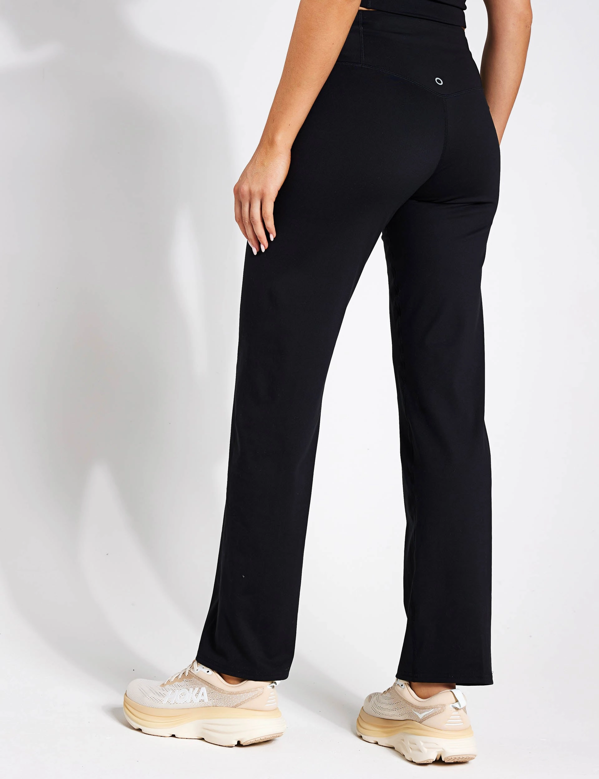 WickingInnerLayer Flexible Knee Gusset Straight Leg Yoga Joggers - Black