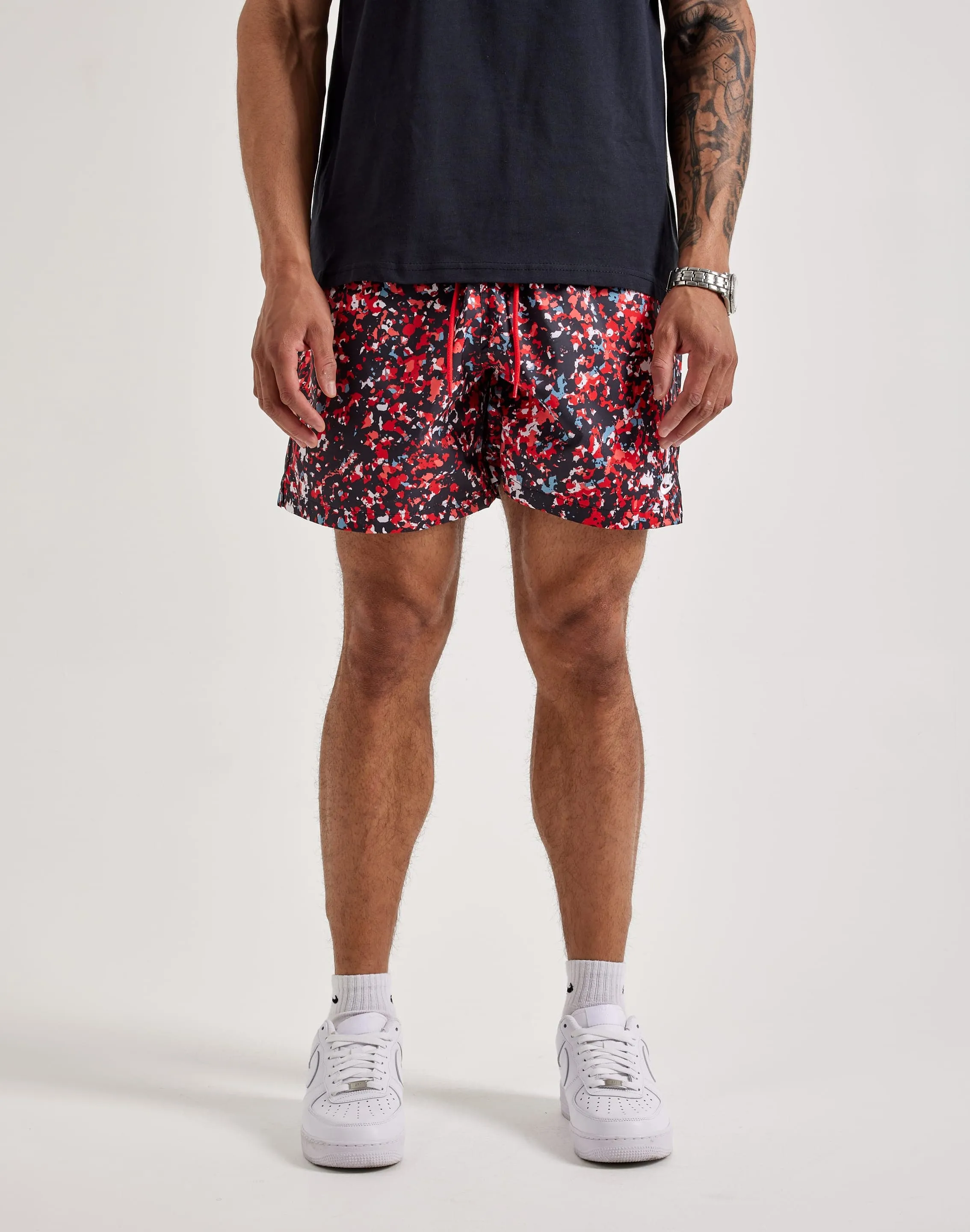 Stretch Ease Nike Club Woven Shorts