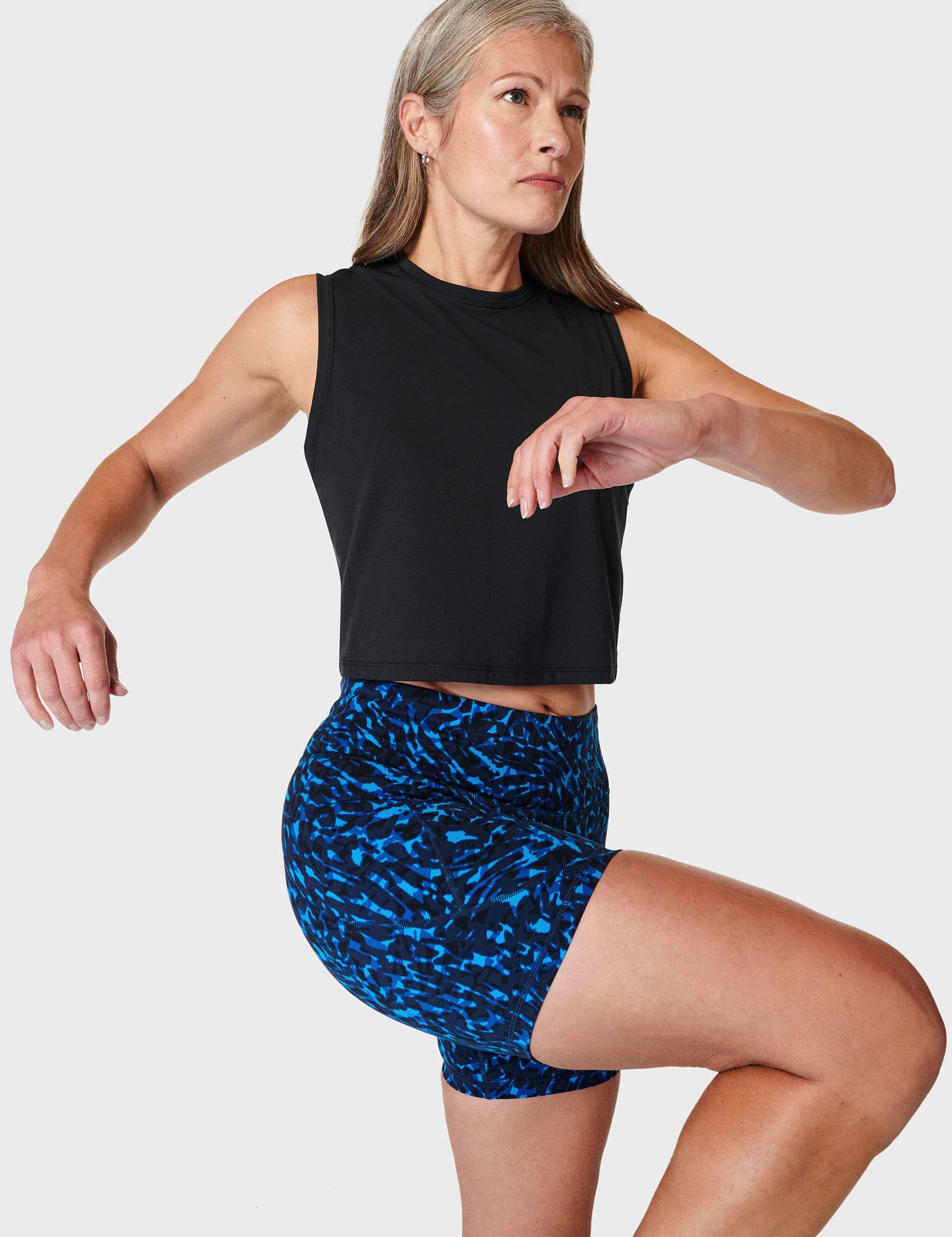 industrial park Breathe Easy Crop Muscle Vest - Black