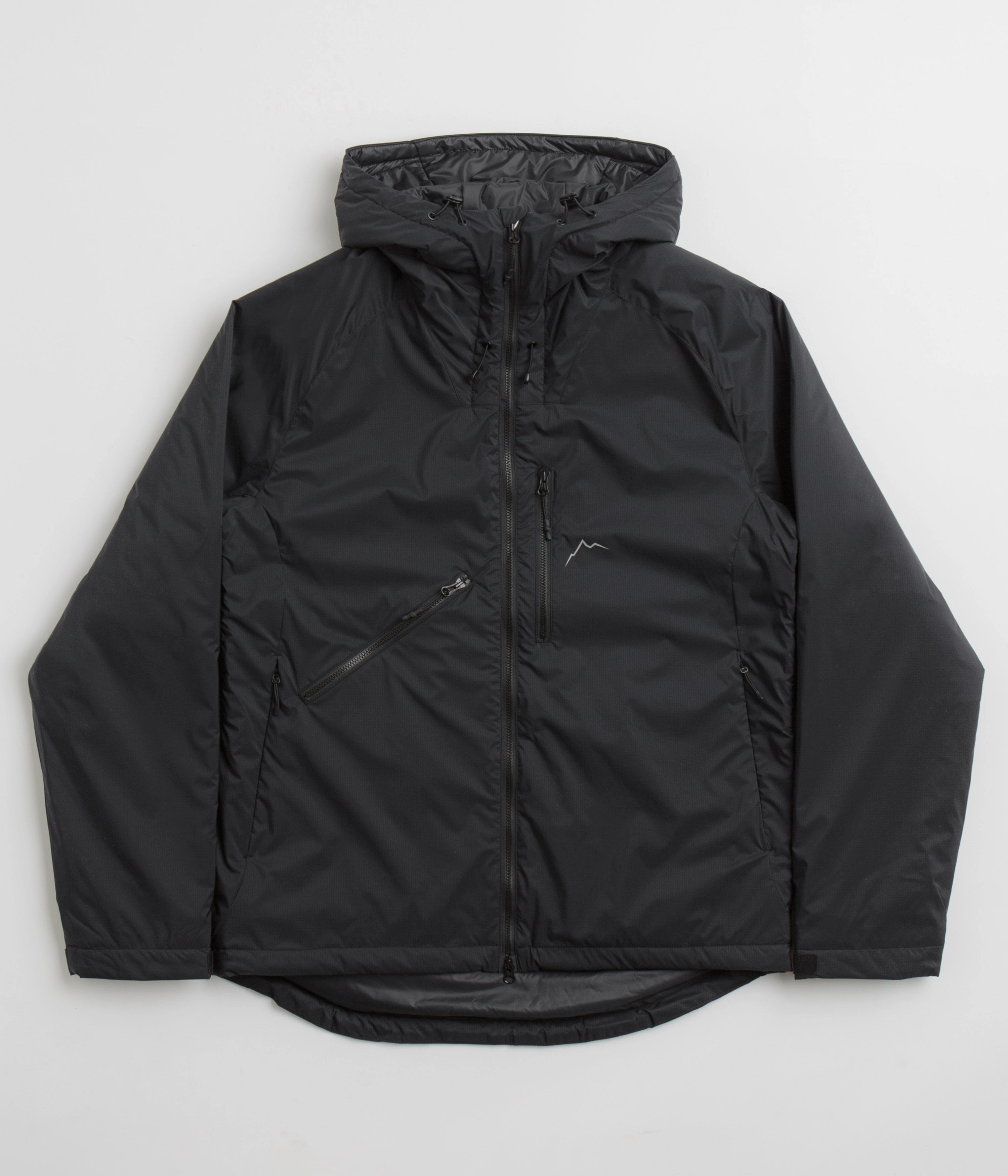 Cayl Primaloft Jacket - Black train journey Zipper Closure