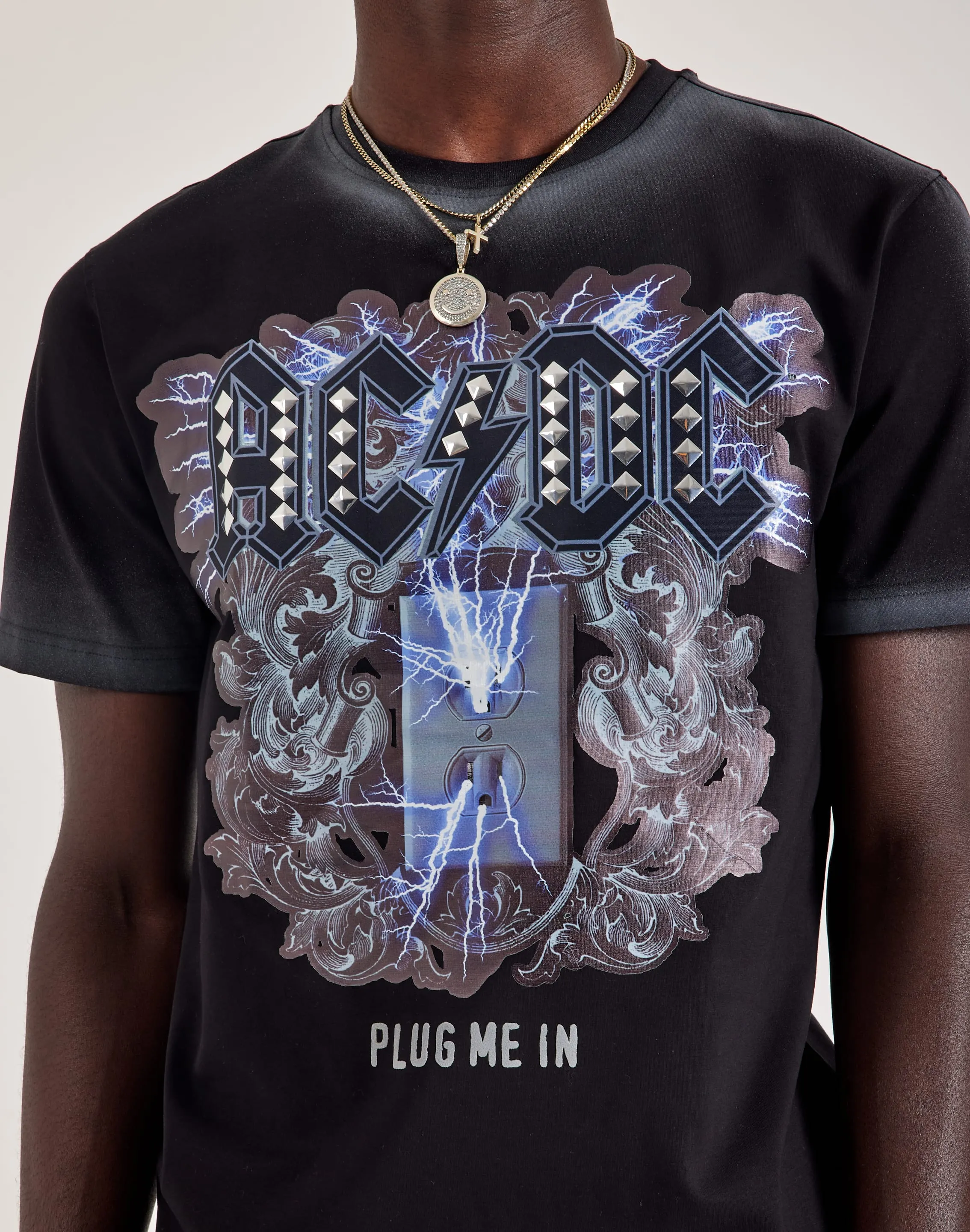 LightweightInsulation Work Mix Central Mills AC/DC Plug Me In Tee