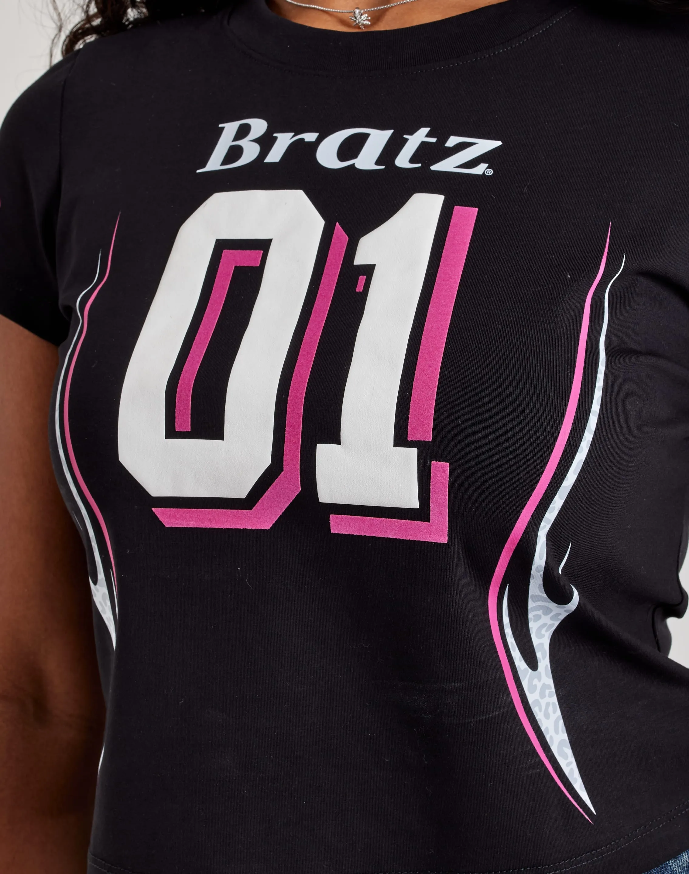Central Mills Bratz Baby Tee Snow Core StainReleaseCoating
