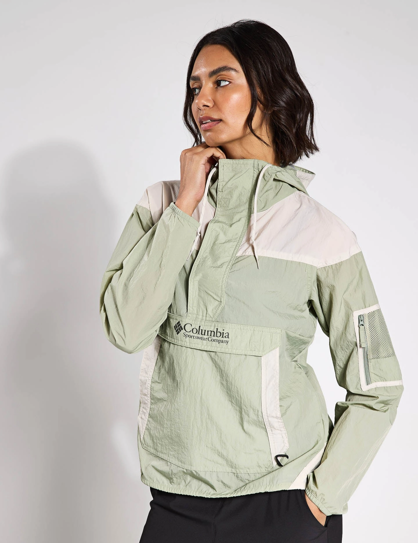 Teflon Finish Odor Control Treatment Challenger II Windbreaker - Safari/Dark Stone