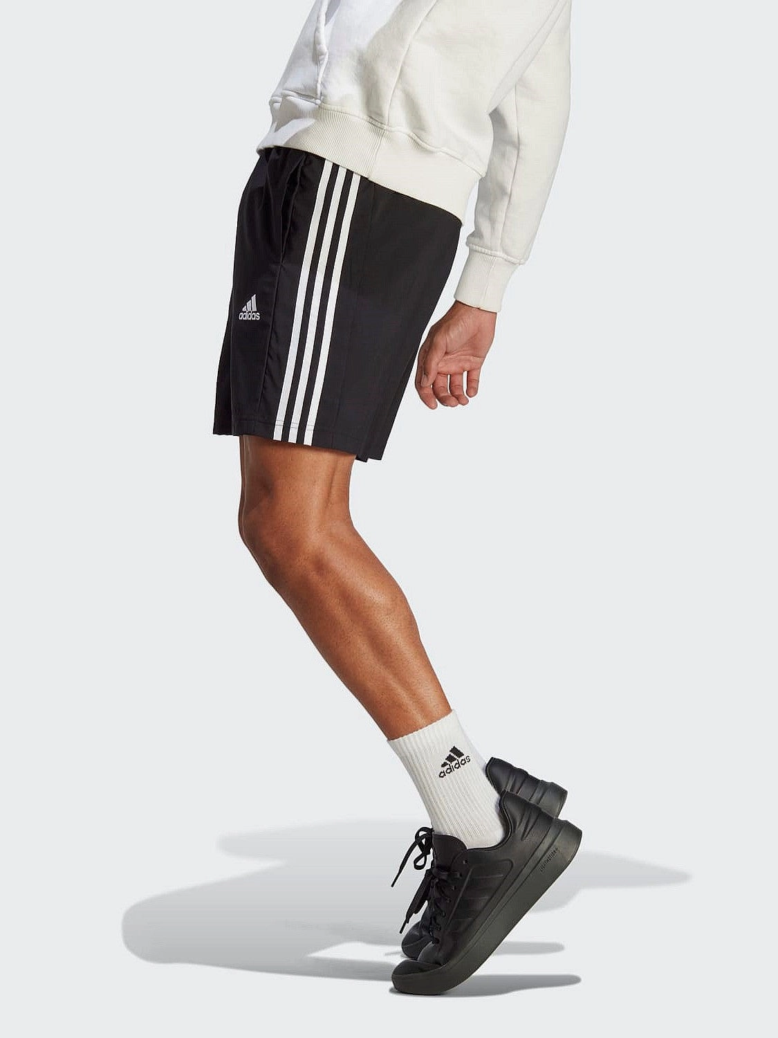 Chelsea 3-Stripe Shorts Mens City Shorts ReinforcedStressPoints