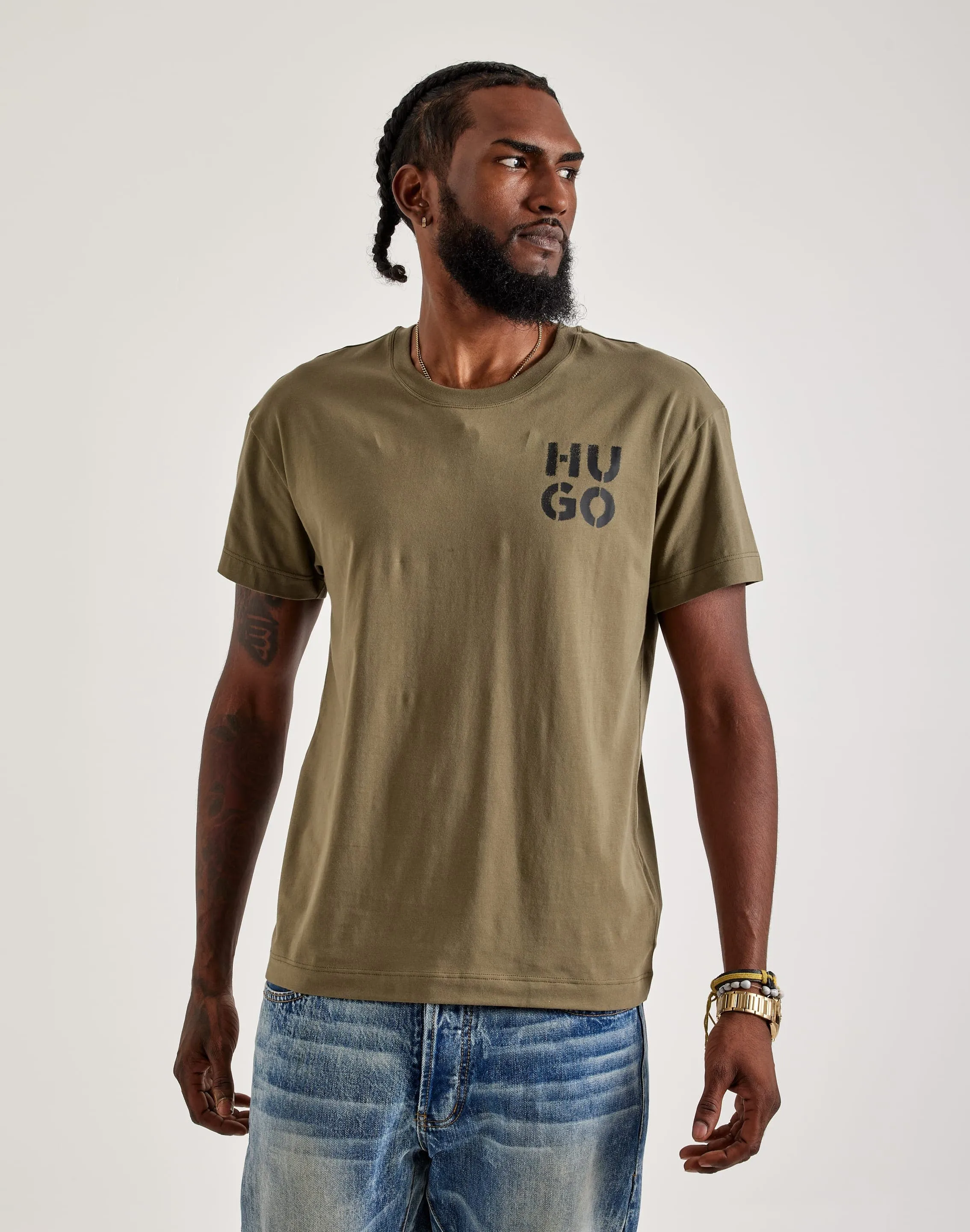 Adjustable Straps Snow Ready Hugo Spray Logo Tee