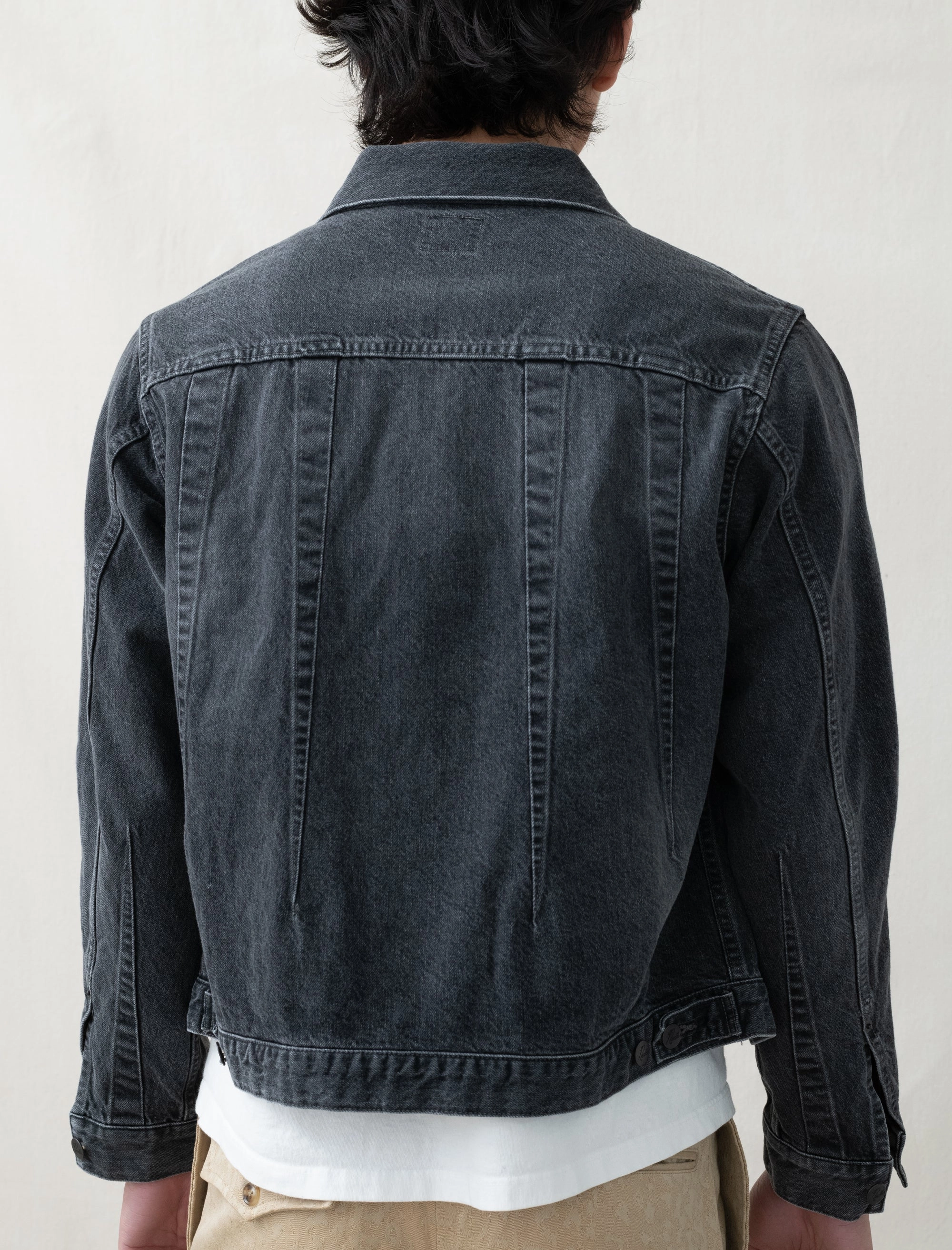 Non Bulky Profile Darts Jean Jacket (Black)