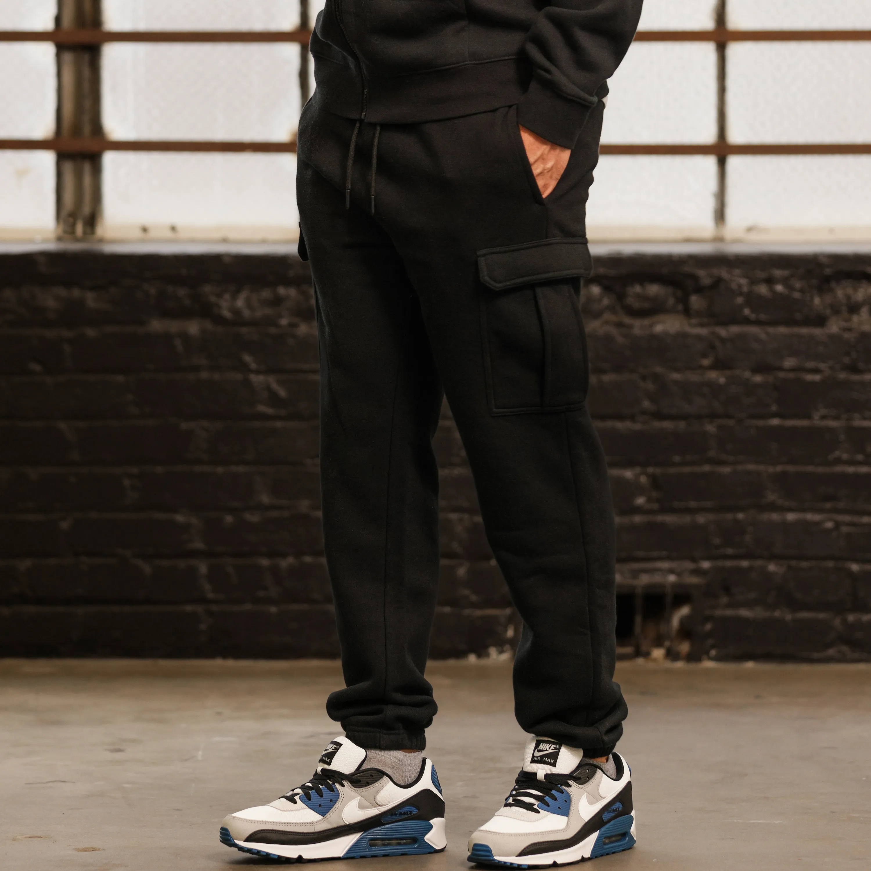 Classic Fleece Cargo Sweatpant - Mens Moon Cool Winter Core