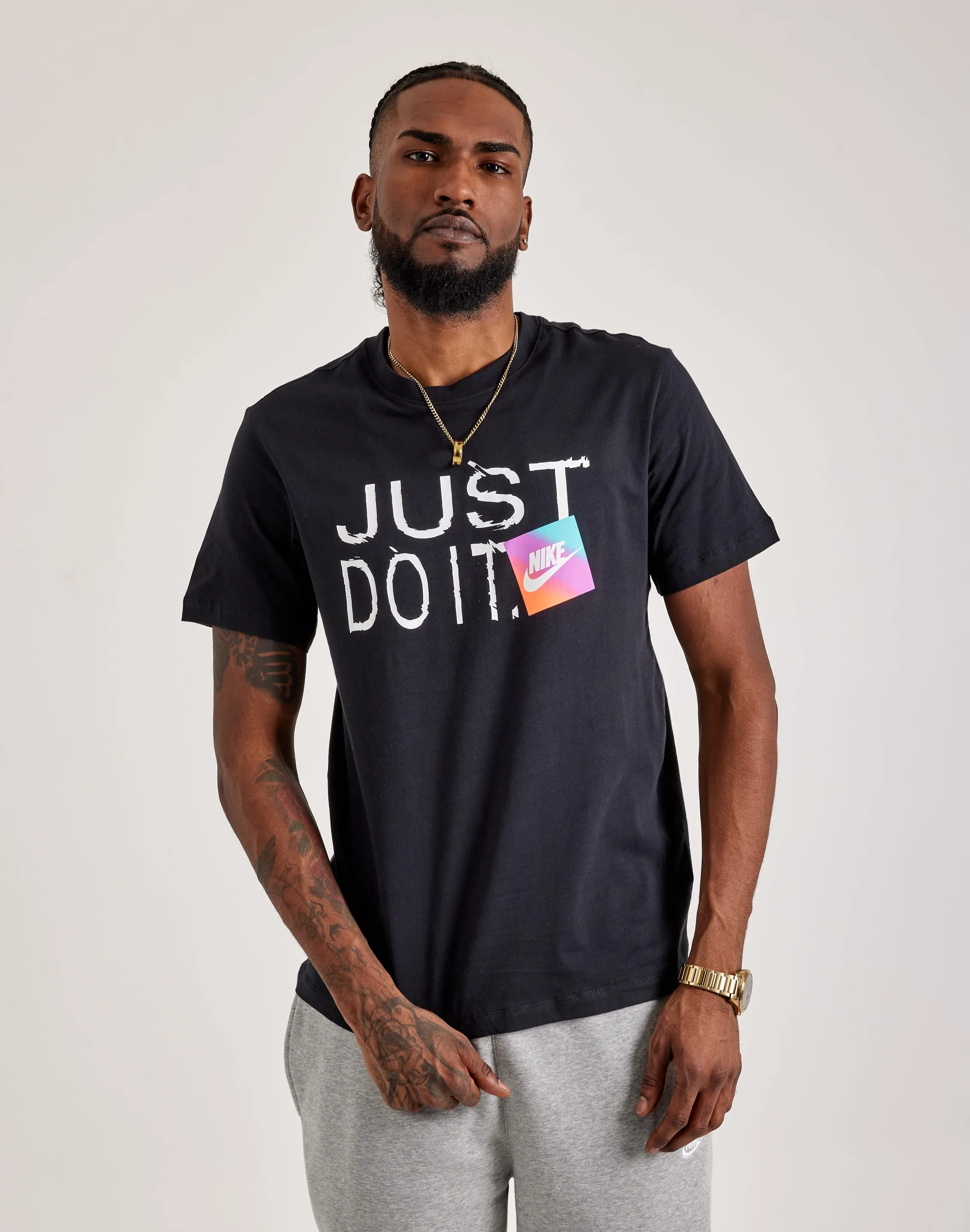 Soft Flow Nike Sportswear Tee