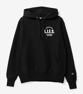 Classic Logo Hoodie (Black) snag resistant Travel Ready