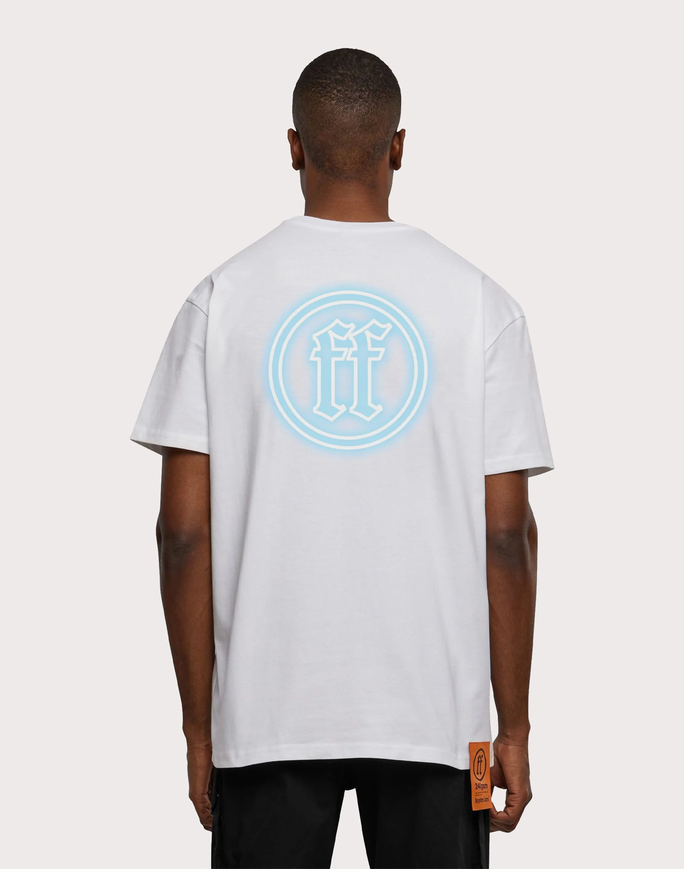 URBAN CLASSICS Forgotten Faces Levitate Tee Smart Casual