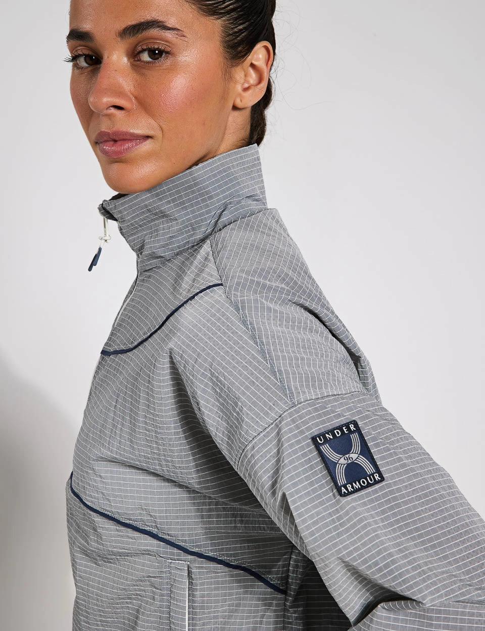 Run 96 Jacket - White Quartz/Downpour Grey Breezy Layer Option Moisture Managing Layer