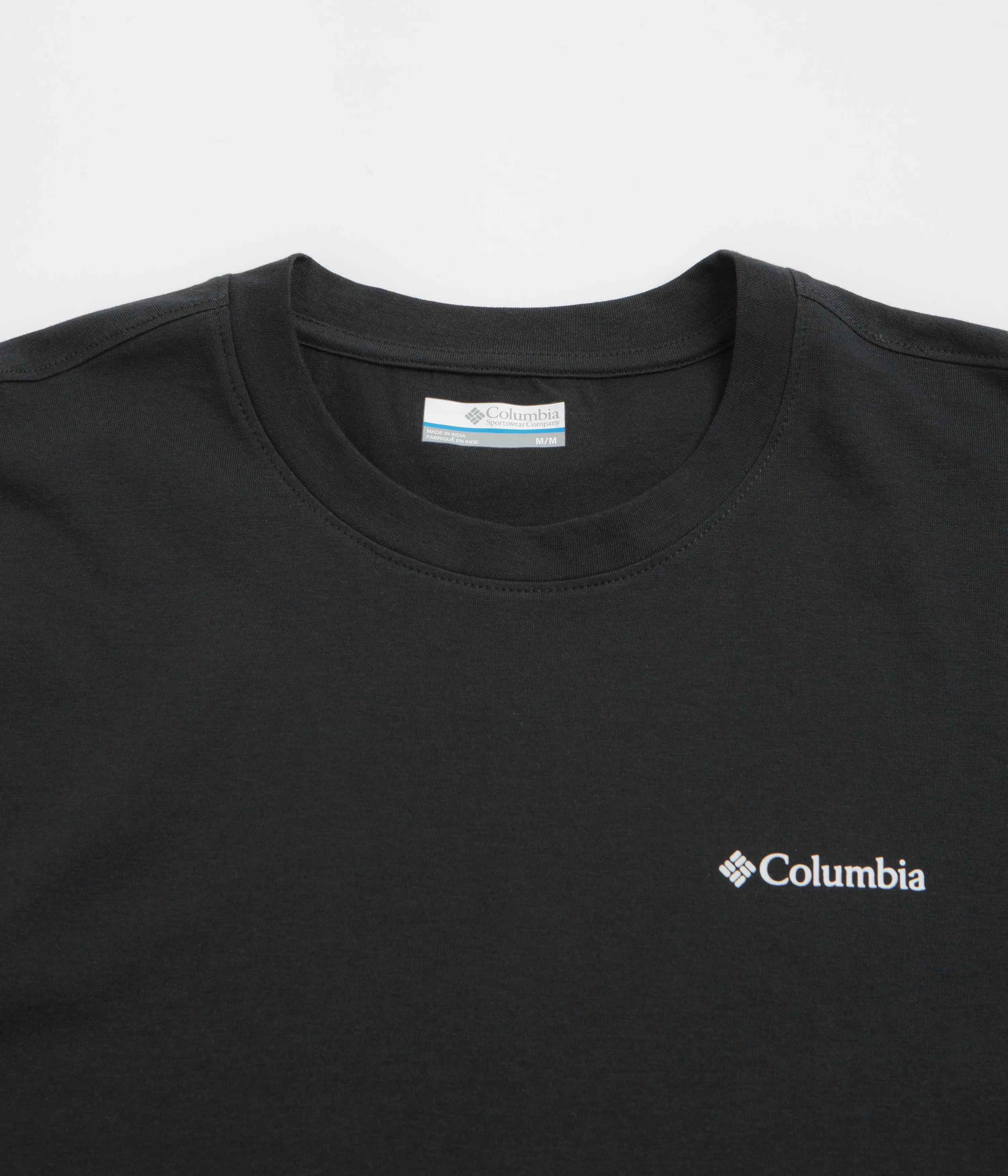 Columbia Black Butte Graphic T-Shirt - Black / Linear View Ergonomic Sleeve Length Easy to move in