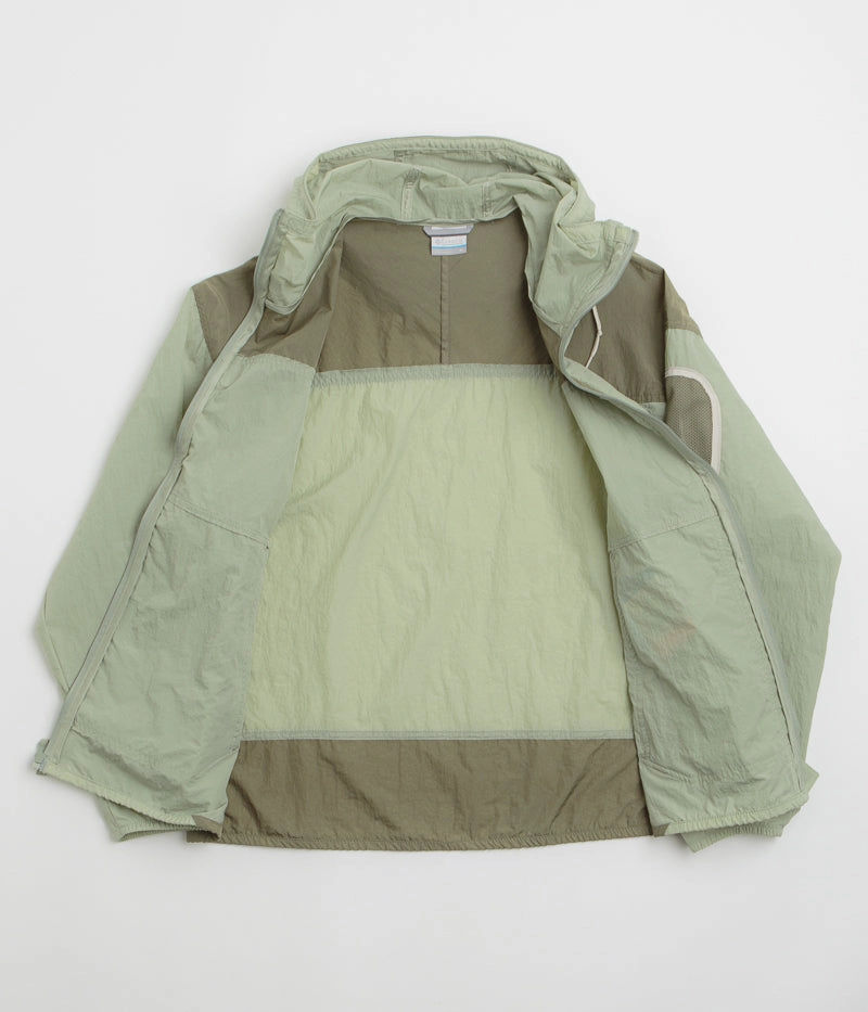 Full length Winter Comfort Columbia Challenger II Windbreaker Jacket - Safari / Stone Green