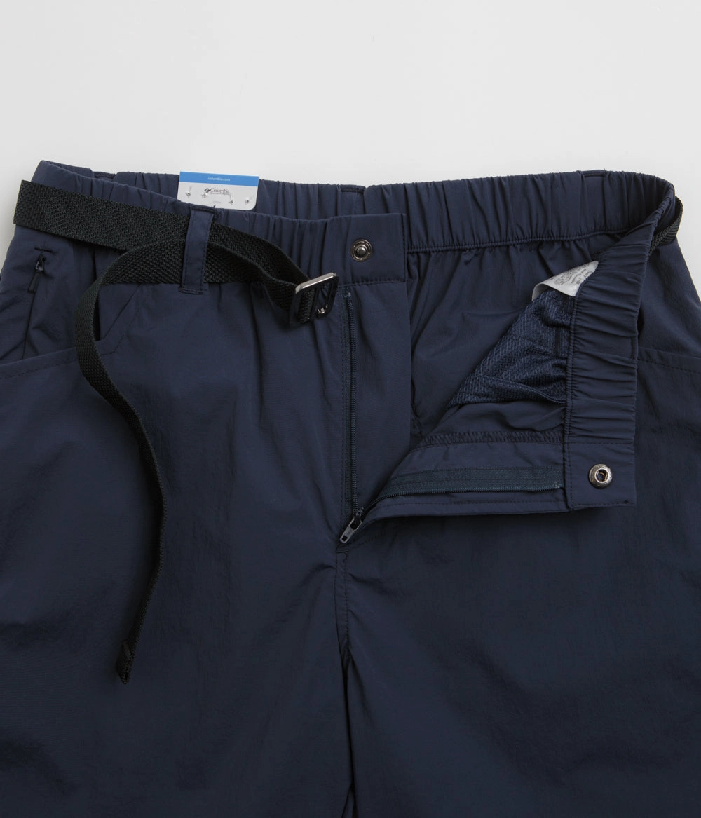embroidery work Columbia Sharpe Canyon Shorts - Collegiate Navy