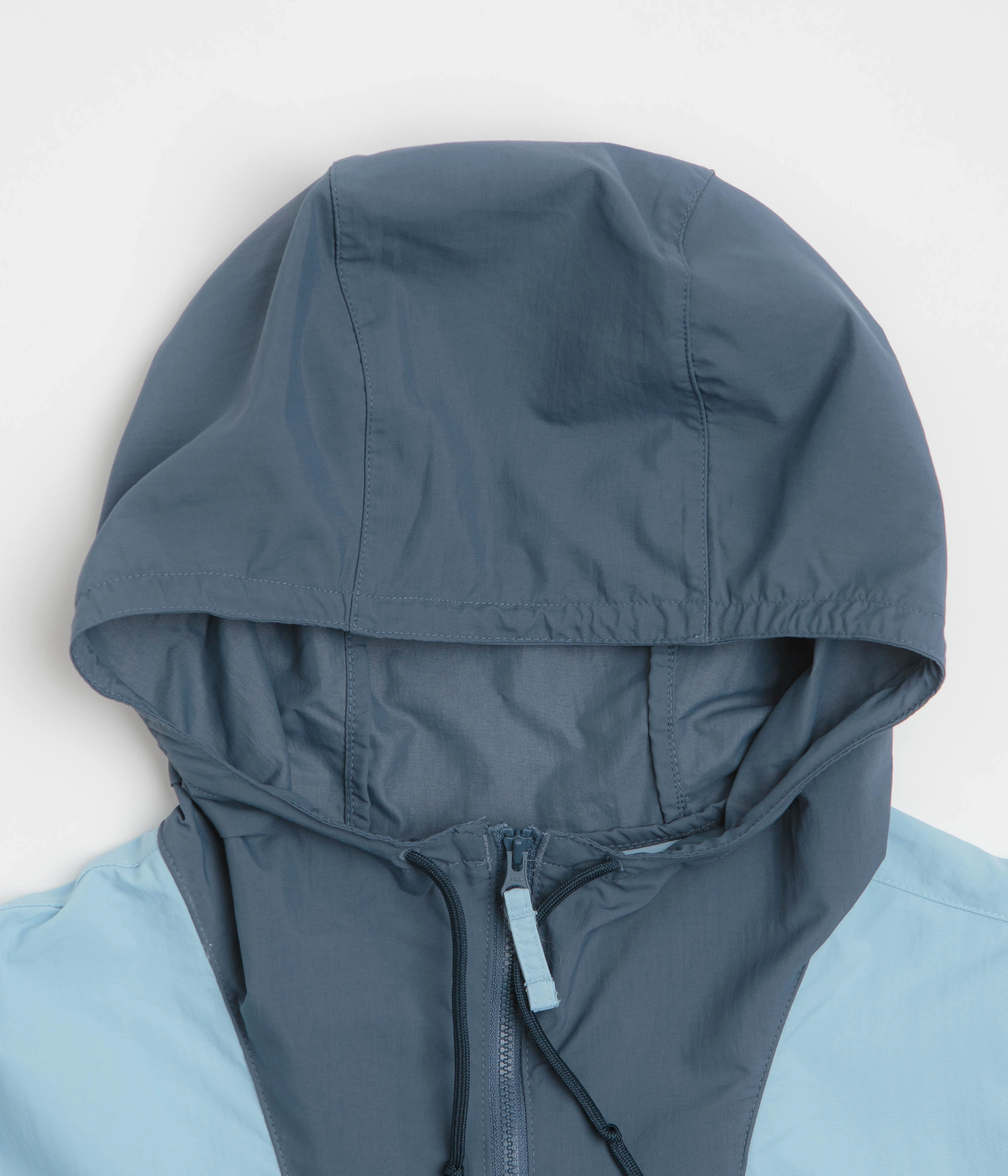 Columbia Spire Valley Hooded Windbreaker Jacket - Ripple Blue / Dark Mountain / Collegiate Navy Spread Button Closure