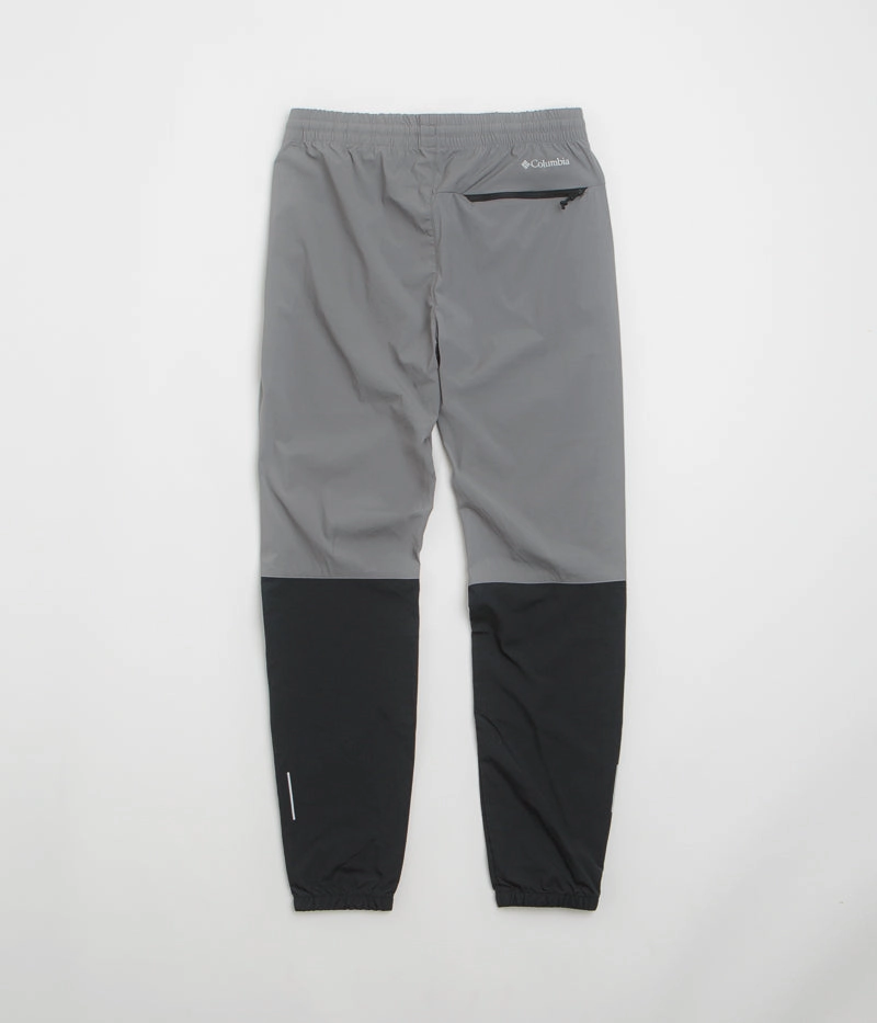 Multi Panel Construction Moisture wicking Columbia Tech Nylon Pants - City Grey / Black