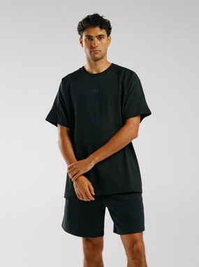 yoga clothing Tennis wear Premium Essentials Shorts