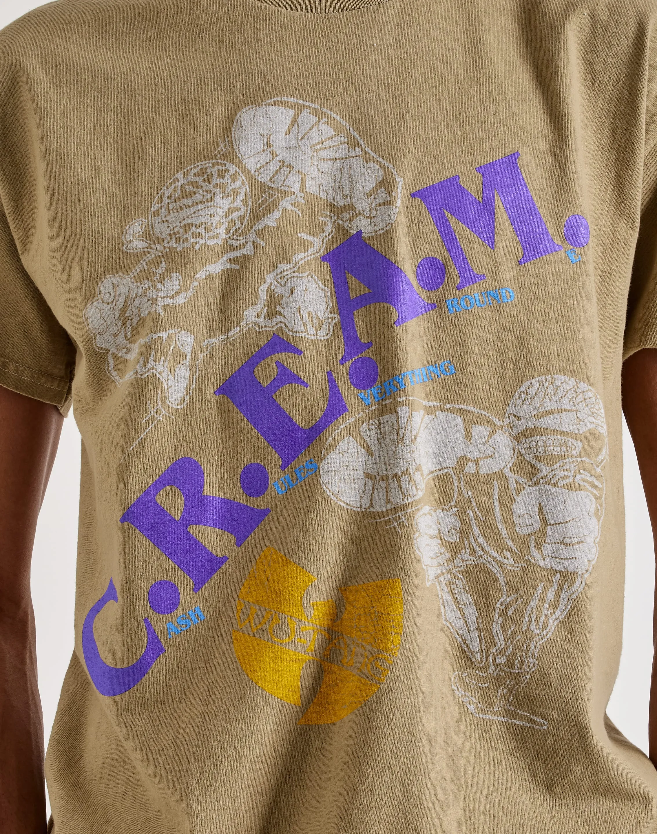 Merch Traffic Wu-Tang Clan C.R.E.A.M. Tee Smart Glow Road Look