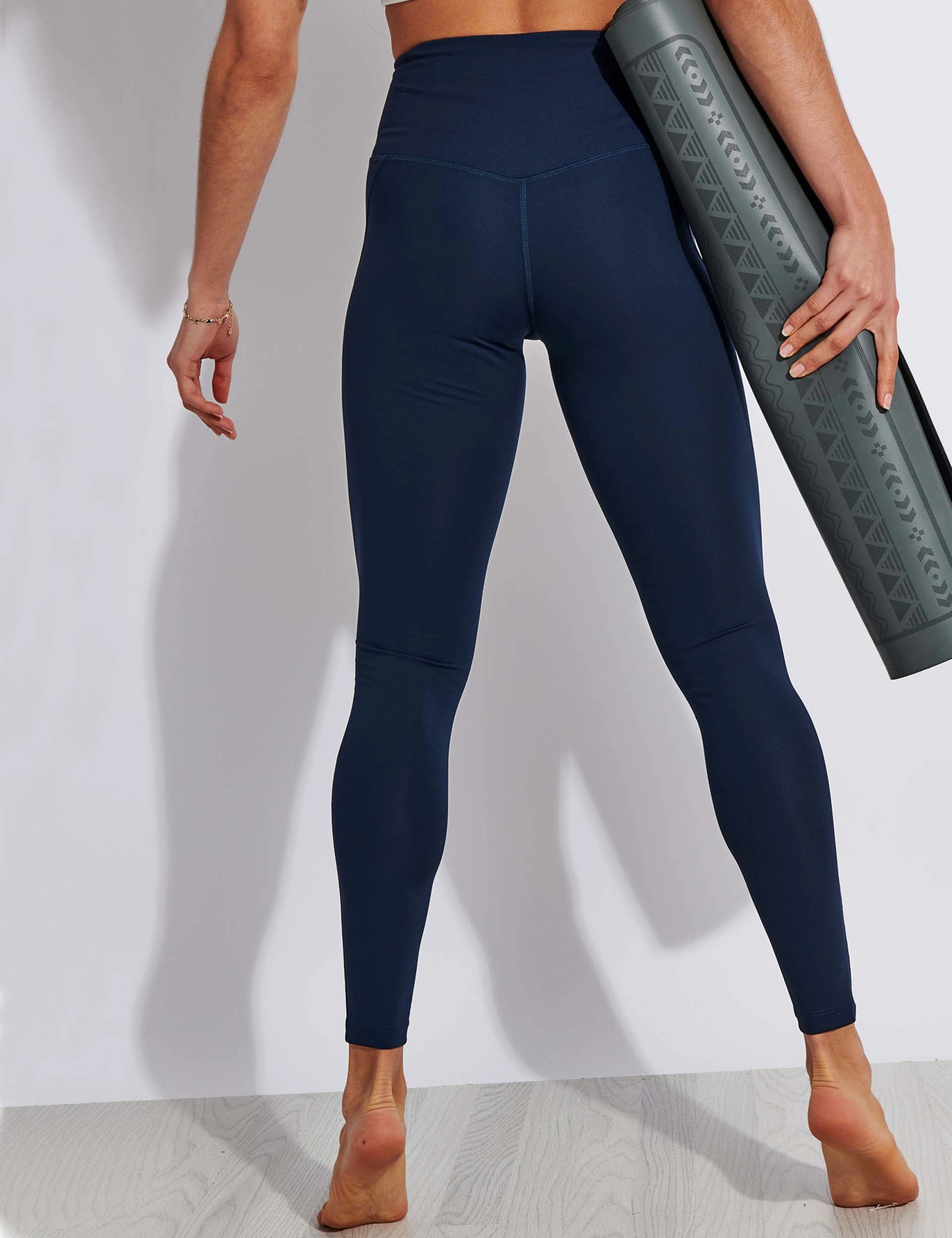 Compressive High Waisted Legging - Midnight Morning Stretch Wrinkle Resistant