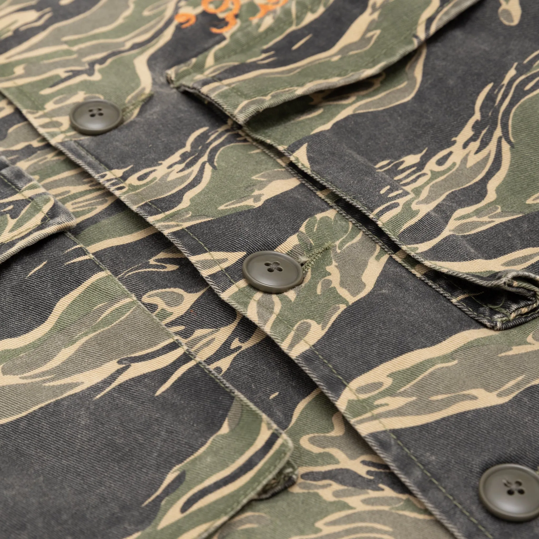 Comfortable fit CAMO TIGER ADVISOR'S SHIRT