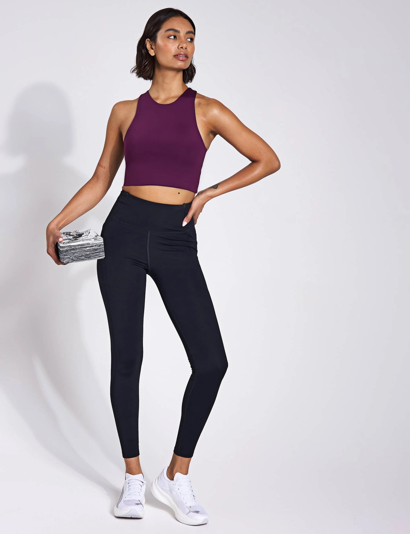 Petite size seams fitness enthusiasts Dylan Bra - Plum