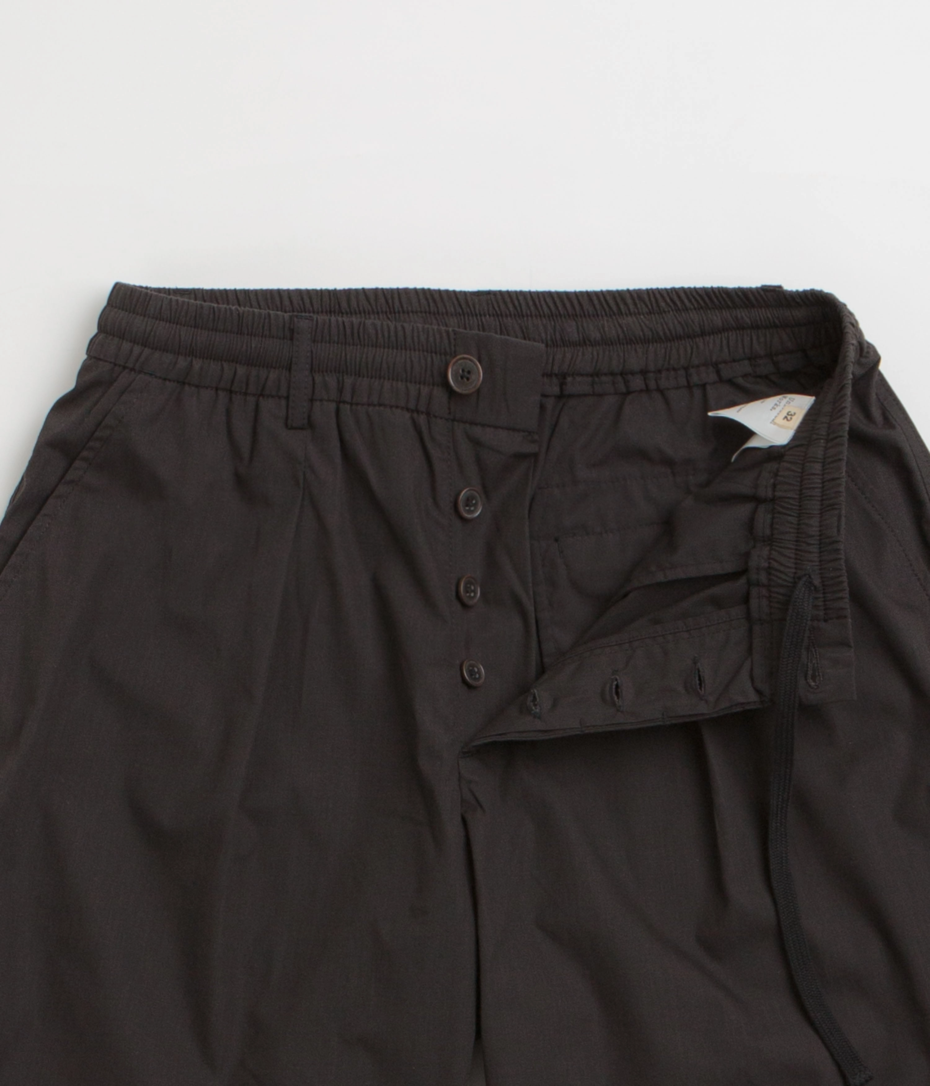souvenir item Snag Free Fabric Technology Universal Works Pleated Track Shorts - Black