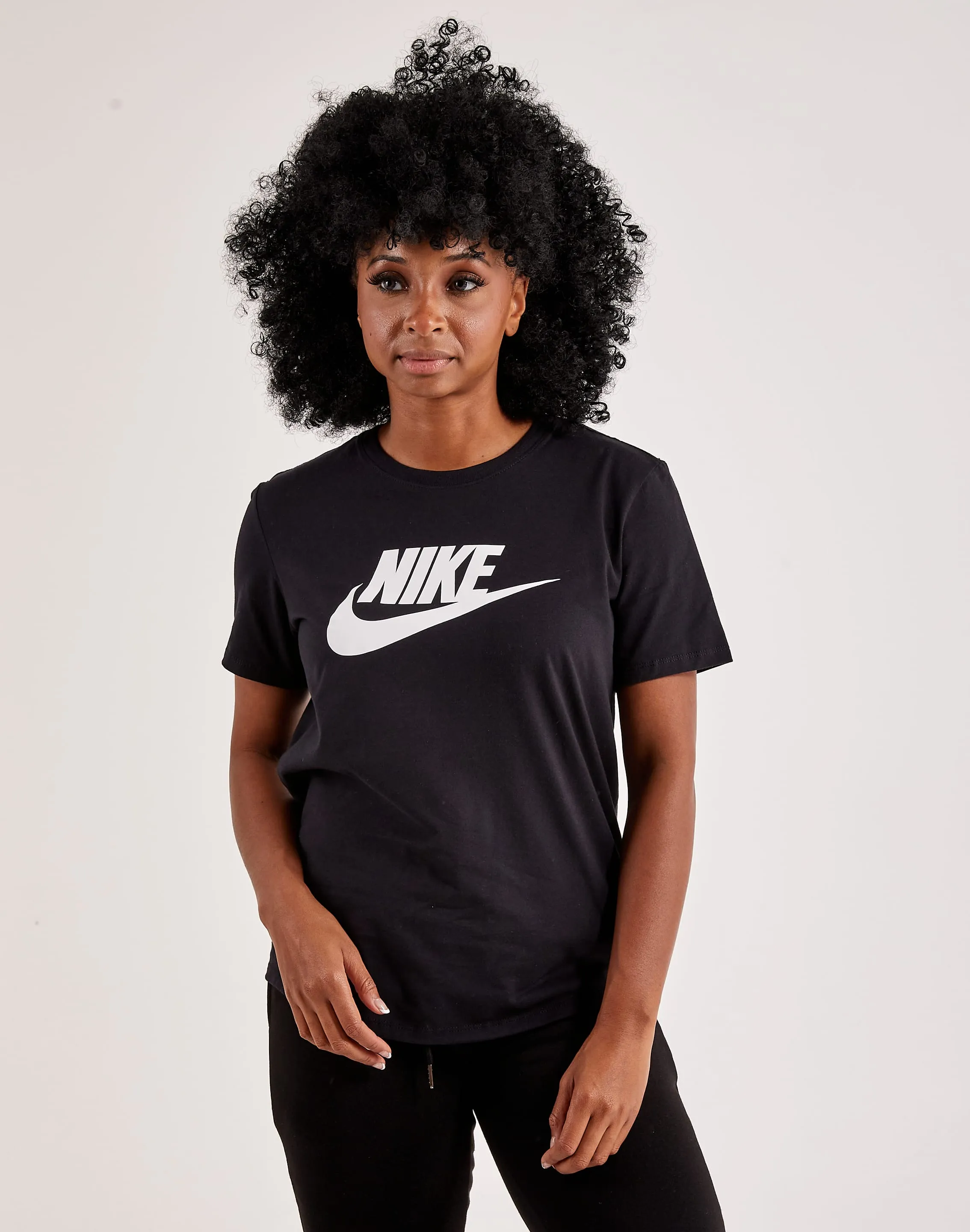 Craft Edge Flash Look Nike Essential Icon Futura Tee