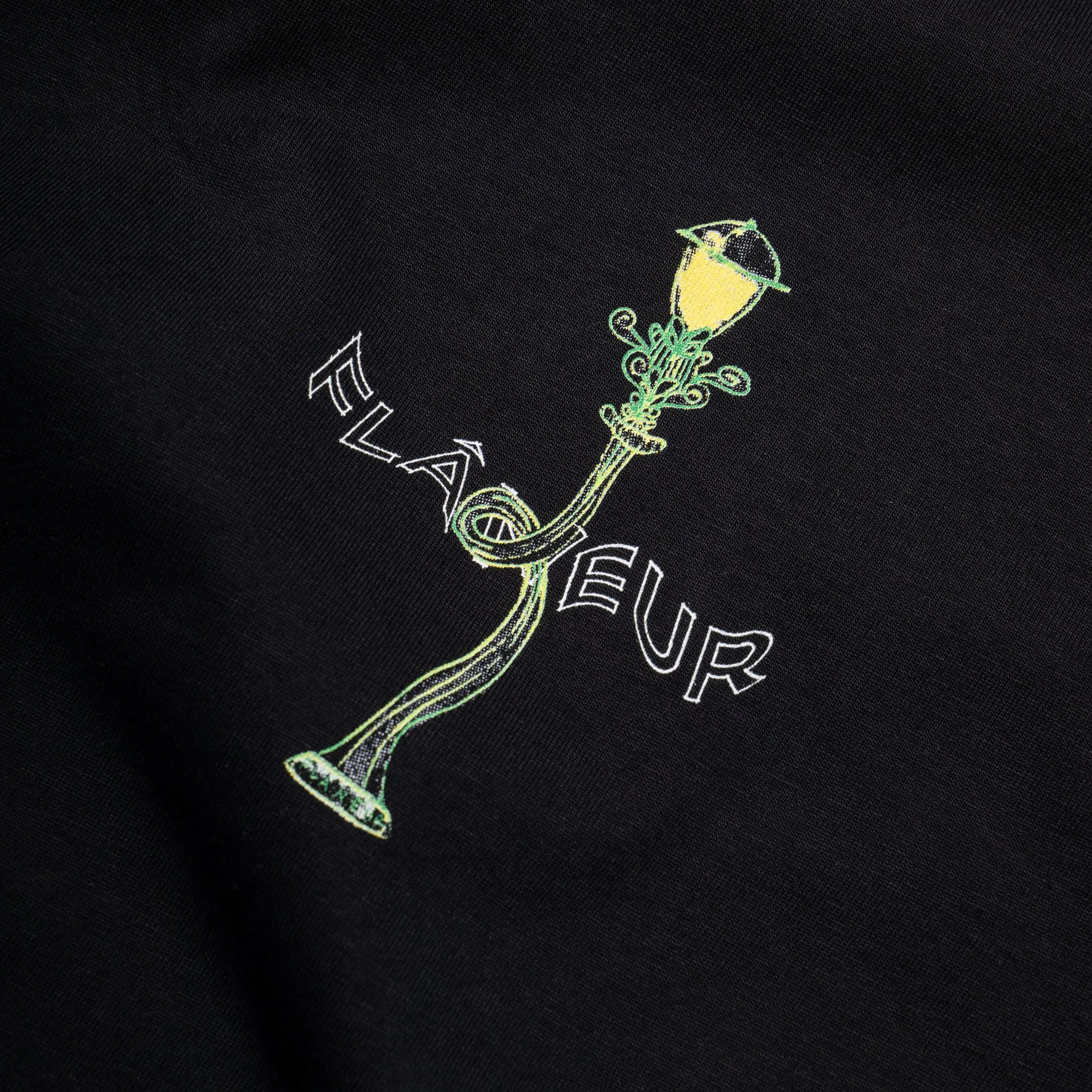 Flaneur Lantern Tee - Black high-low hem